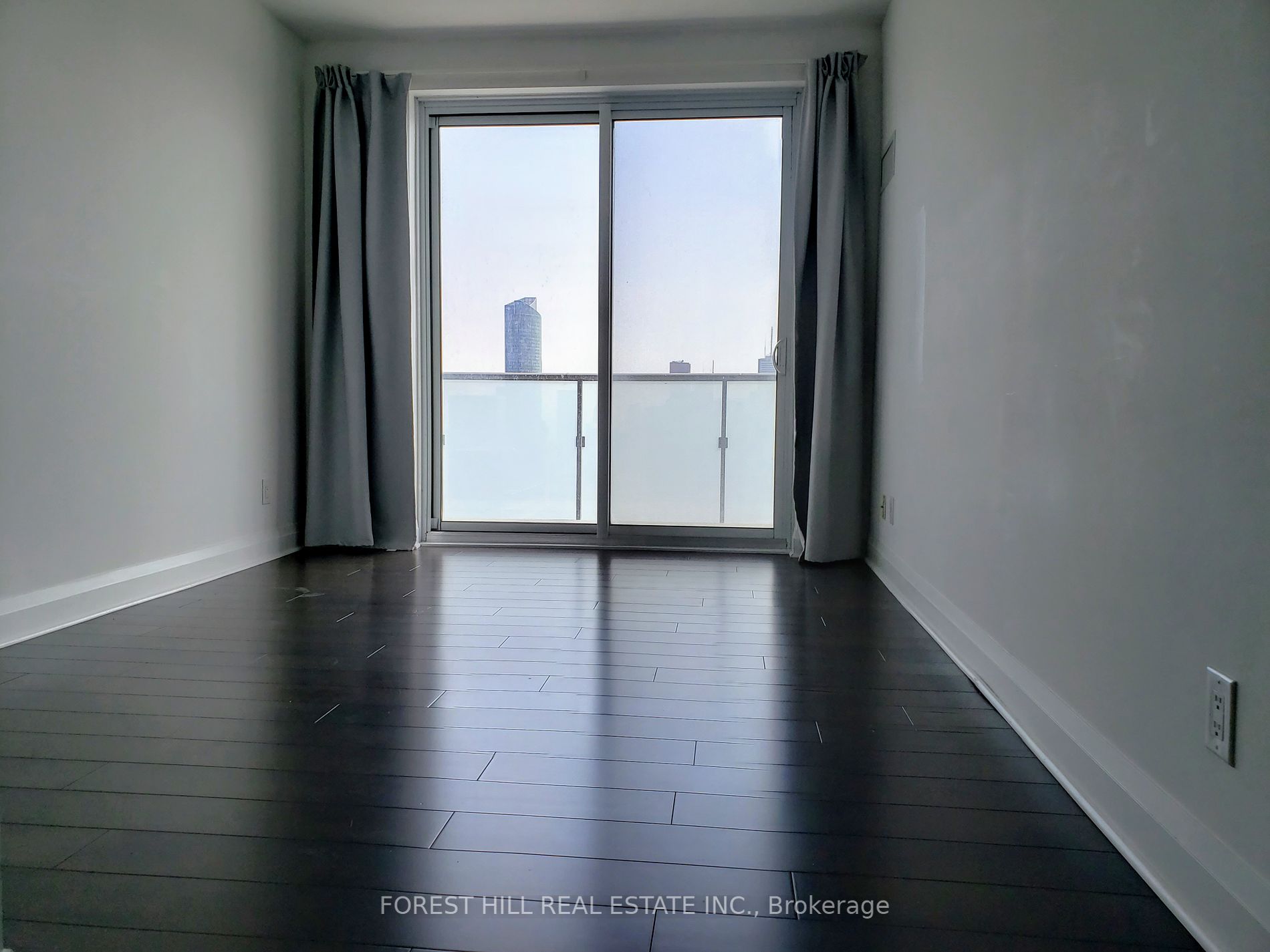 1080 Bay Street #4902
