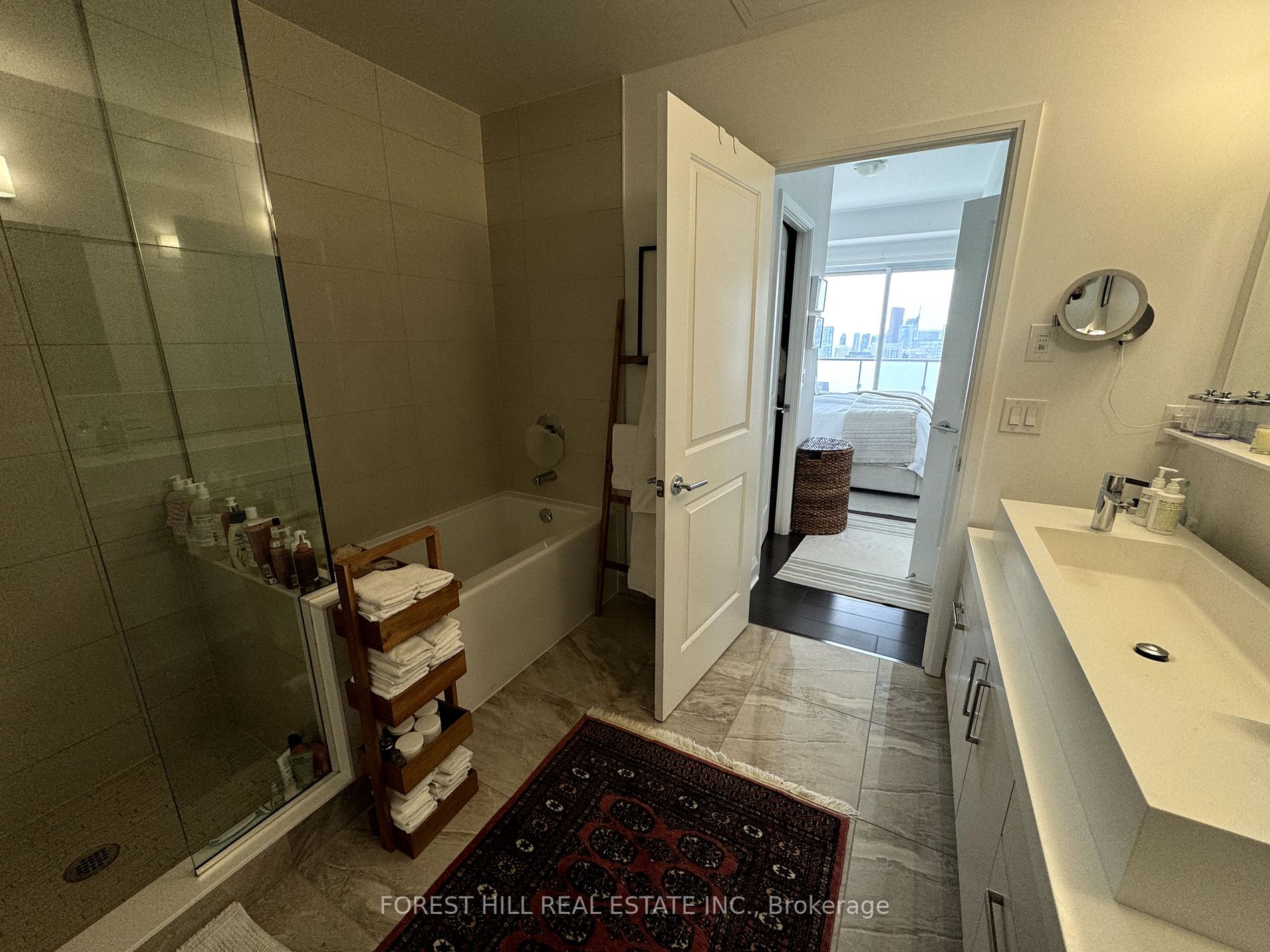 1080 Bay Street #4902