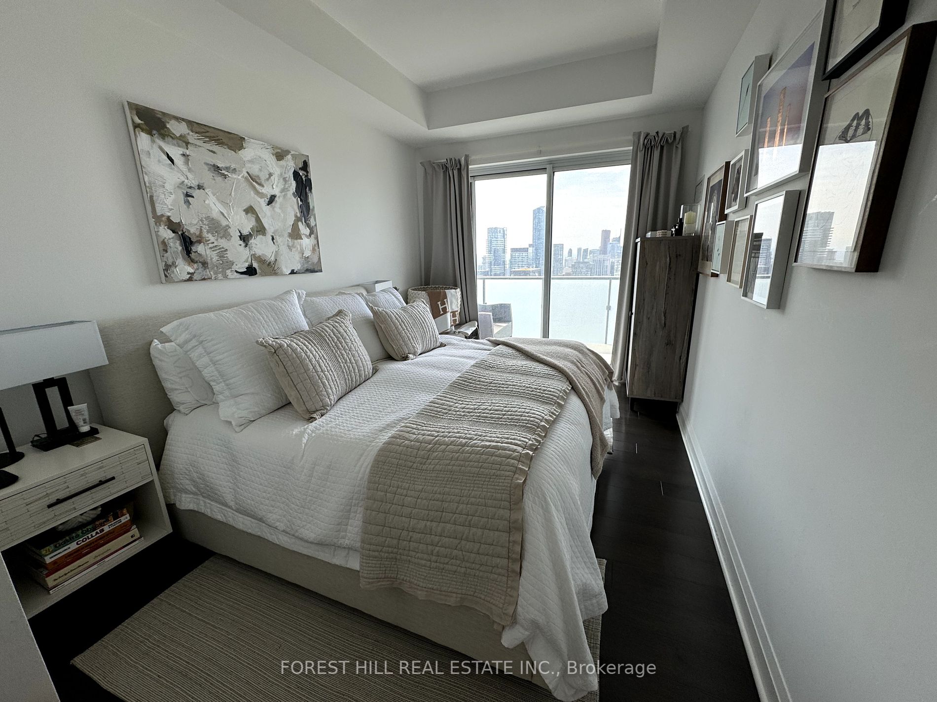 1080 Bay Street #4902