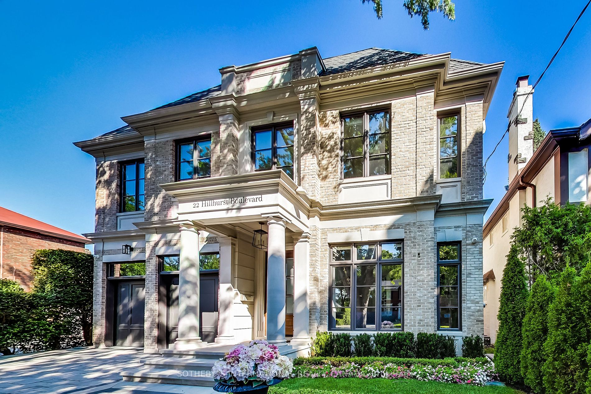 22 Hillhurst Blvd