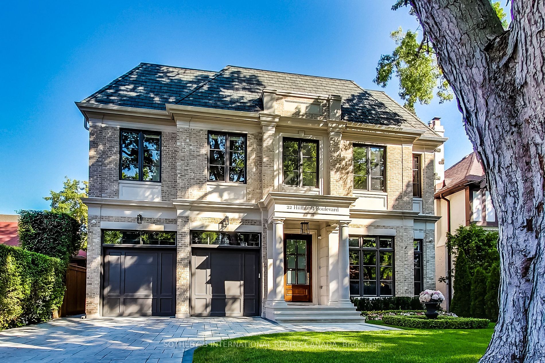 22 Hillhurst Blvd