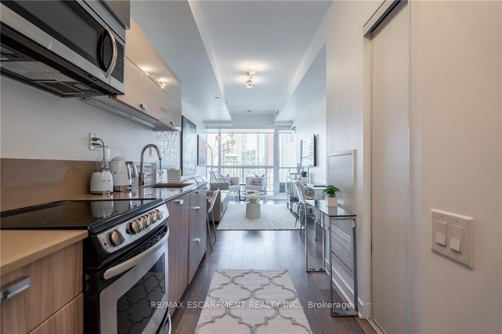 290 Adelaide St W, #3009