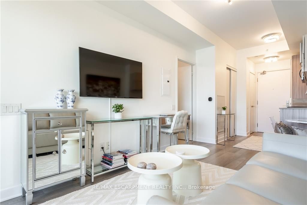 290 Adelaide St W, #3009