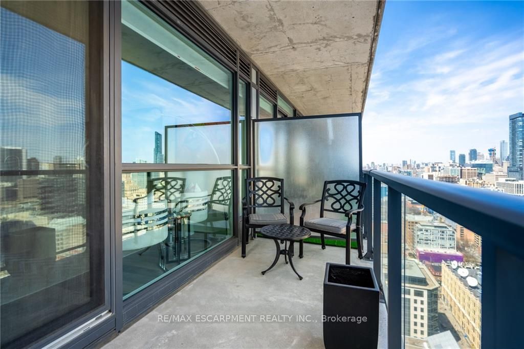 290 Adelaide St W, #3009