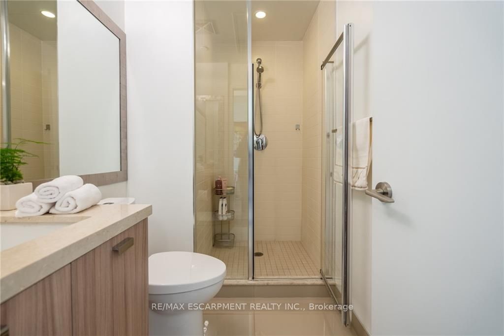 290 Adelaide St W, #3009