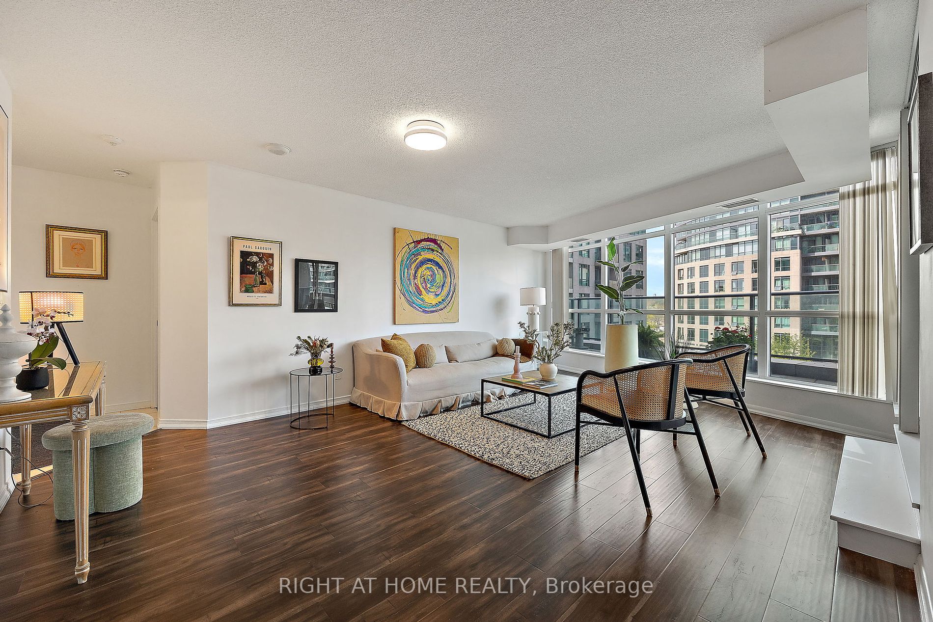215 Fort York Blvd, #419