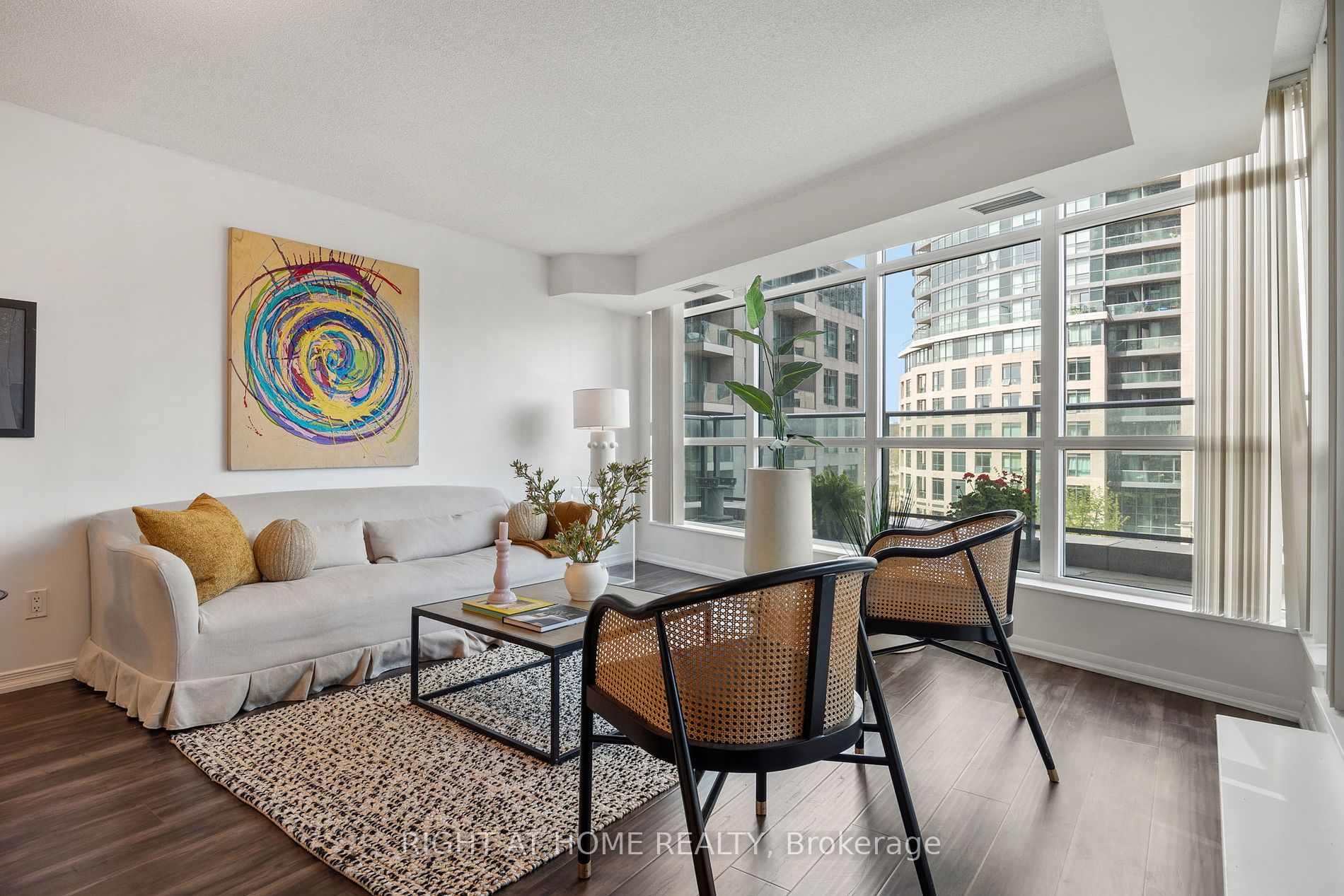 215 Fort York Blvd, #419