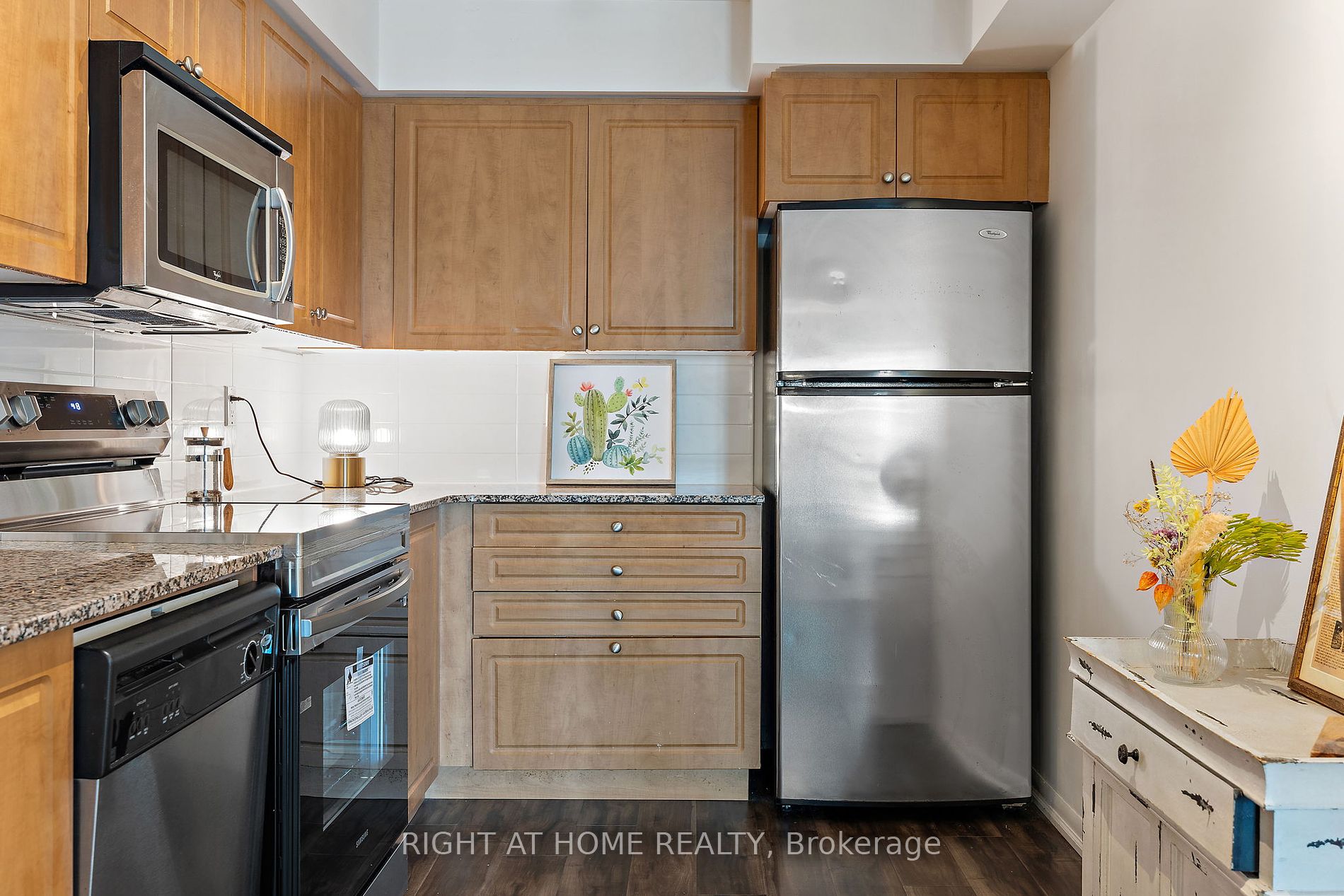 215 Fort York Blvd, #419