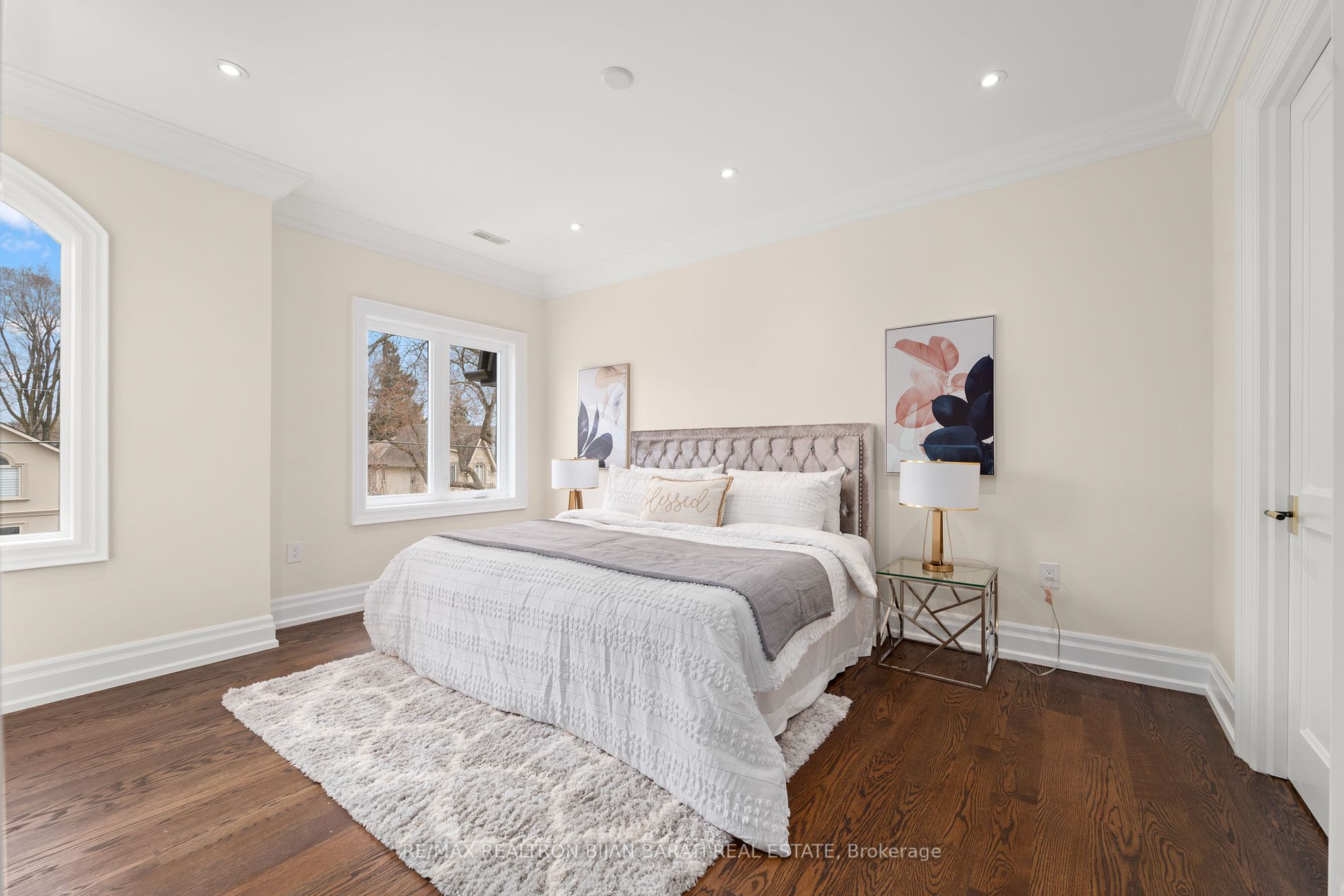 413 EMPRESS Avenue