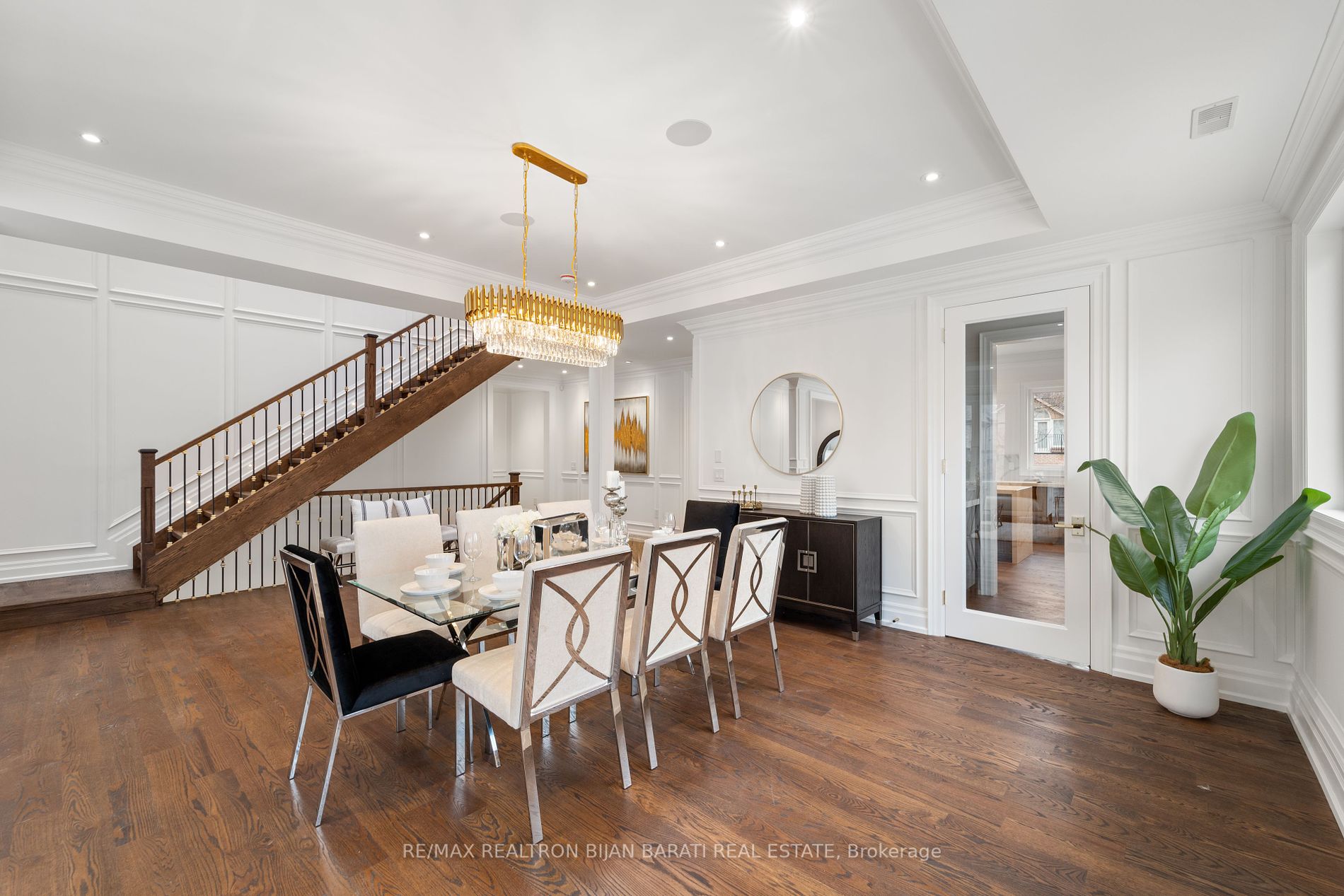 413 EMPRESS Avenue