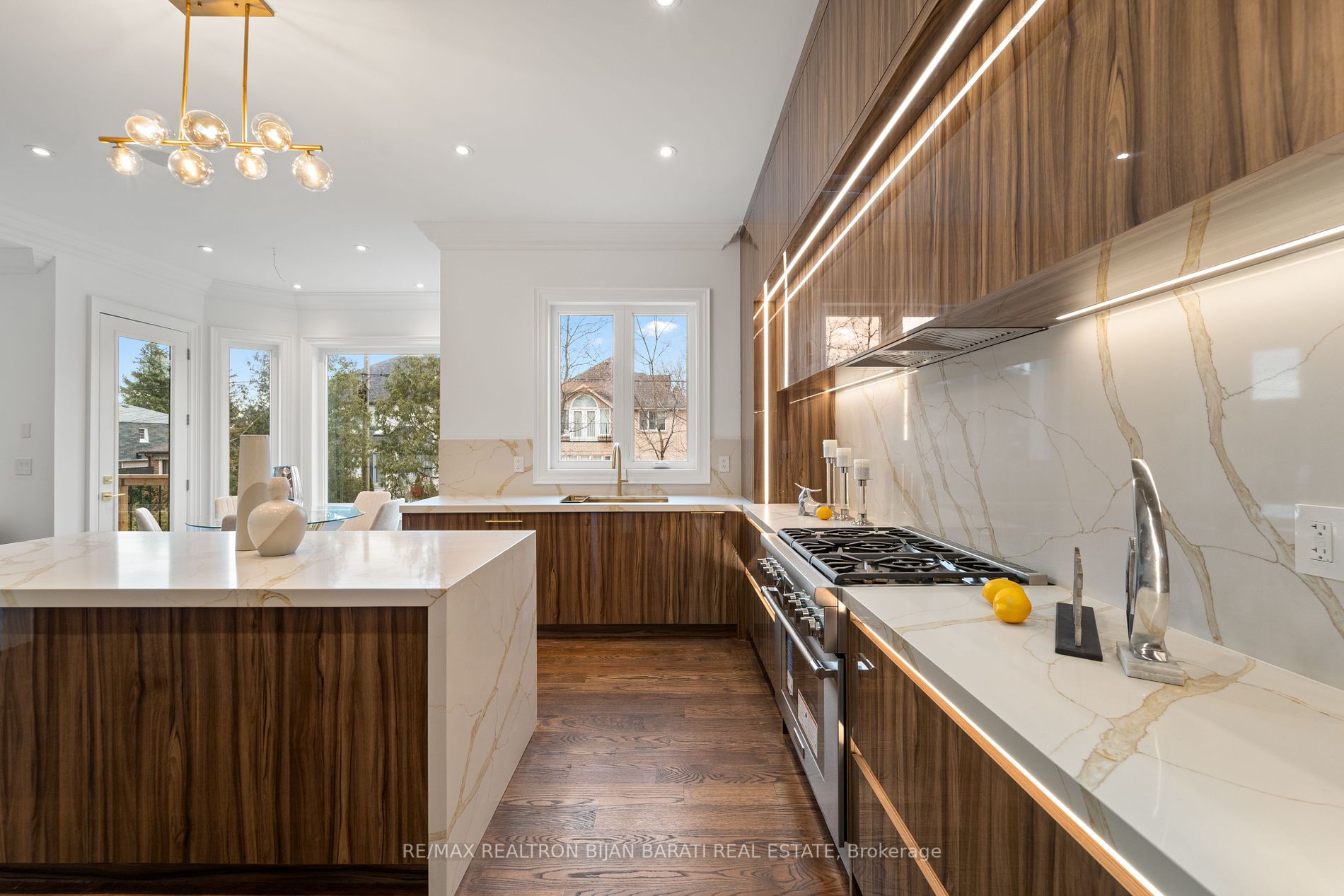 413 EMPRESS Avenue