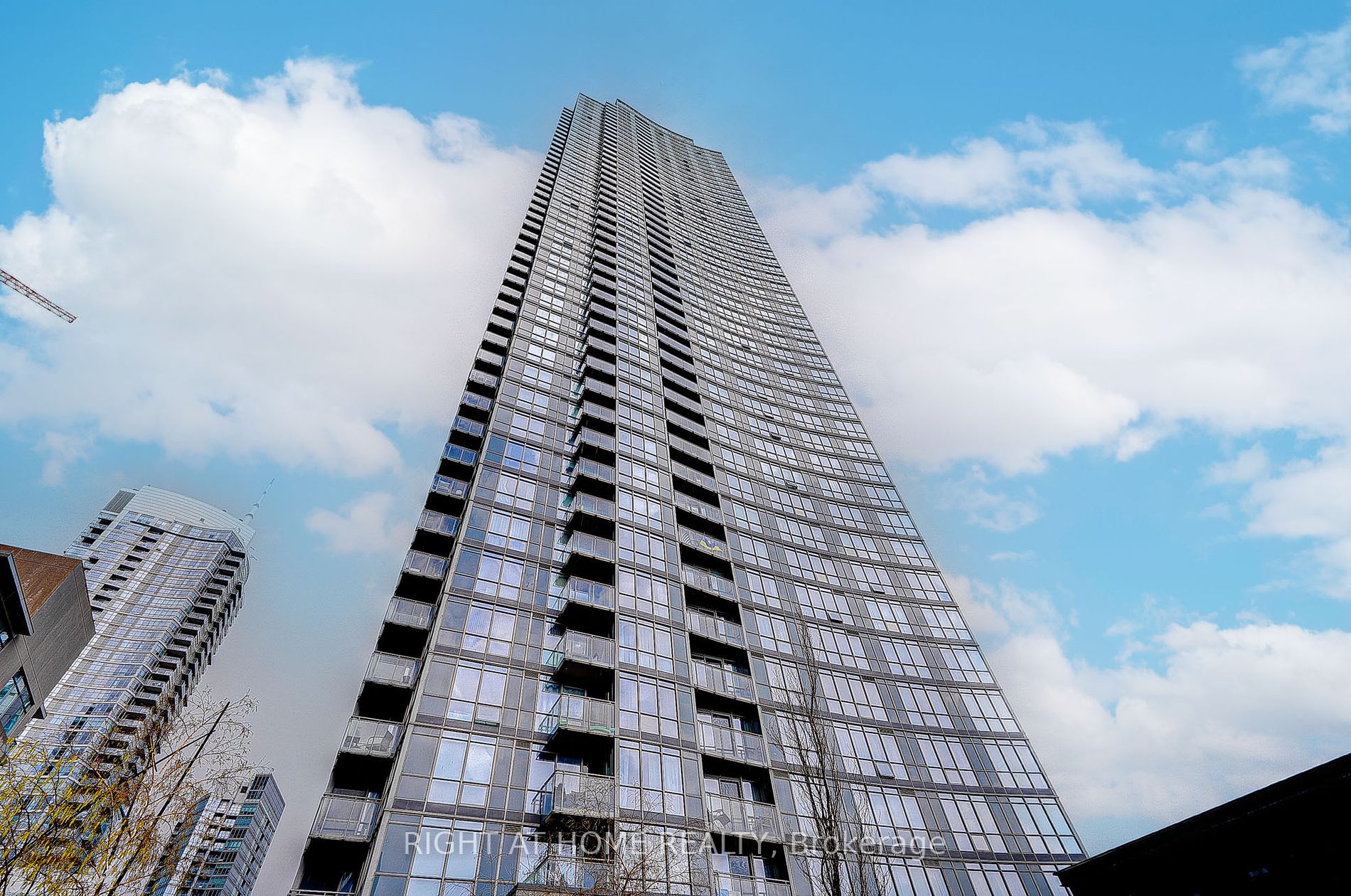 11 Brunel Crt, #3305