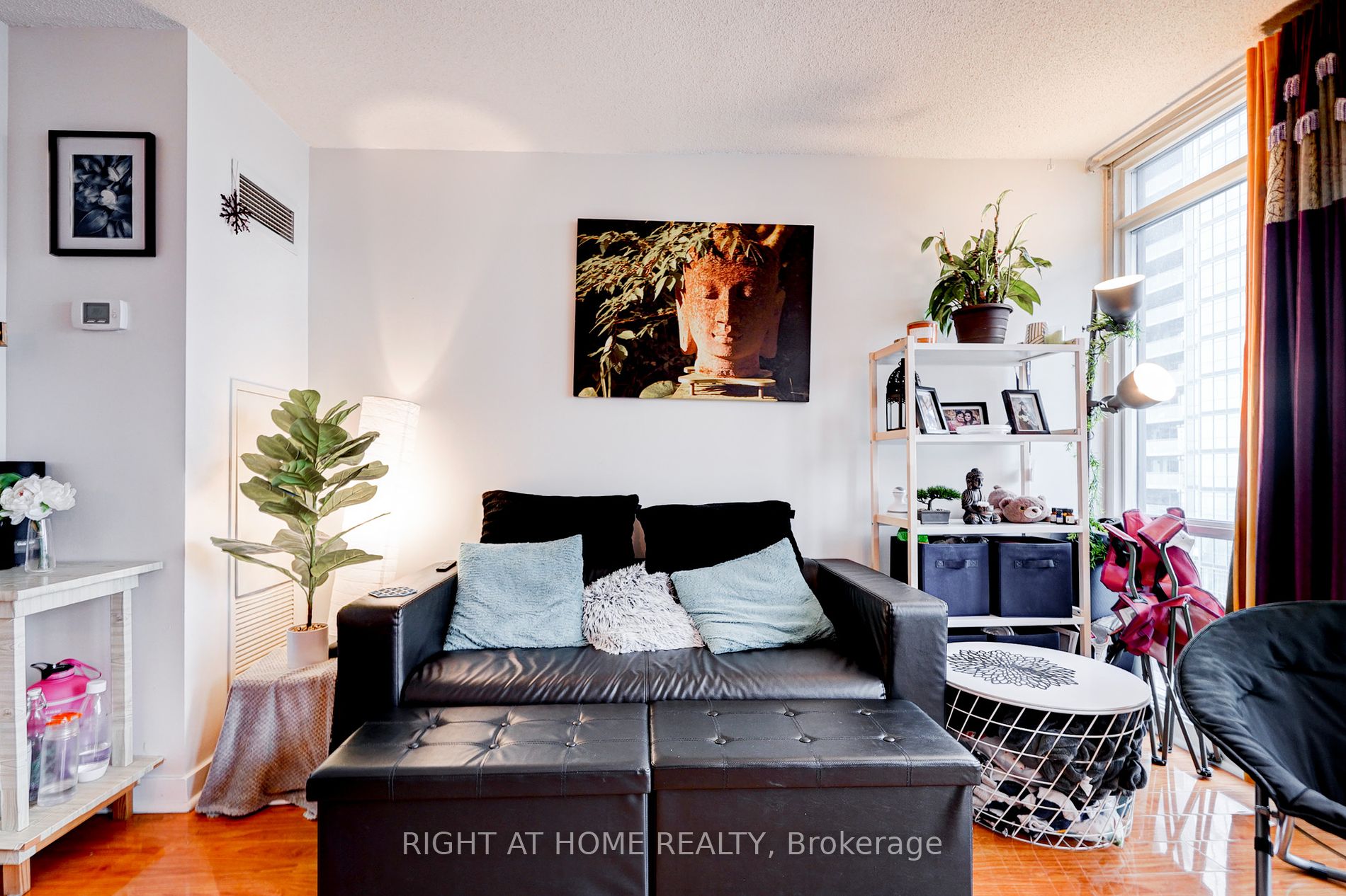 11 Brunel Crt, #3305