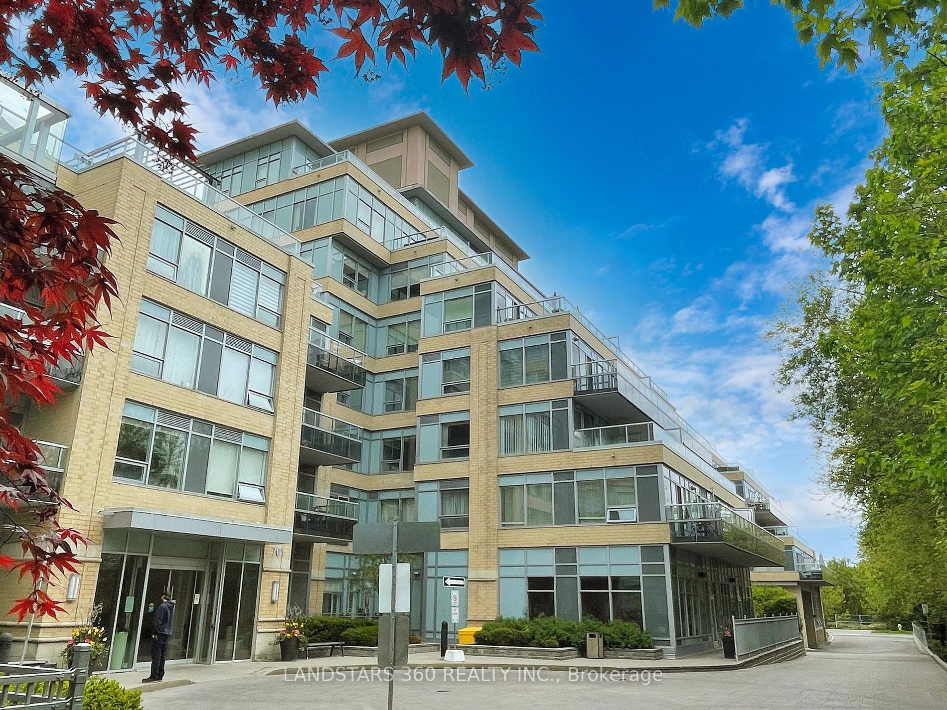701 Sheppard Avenue W #803