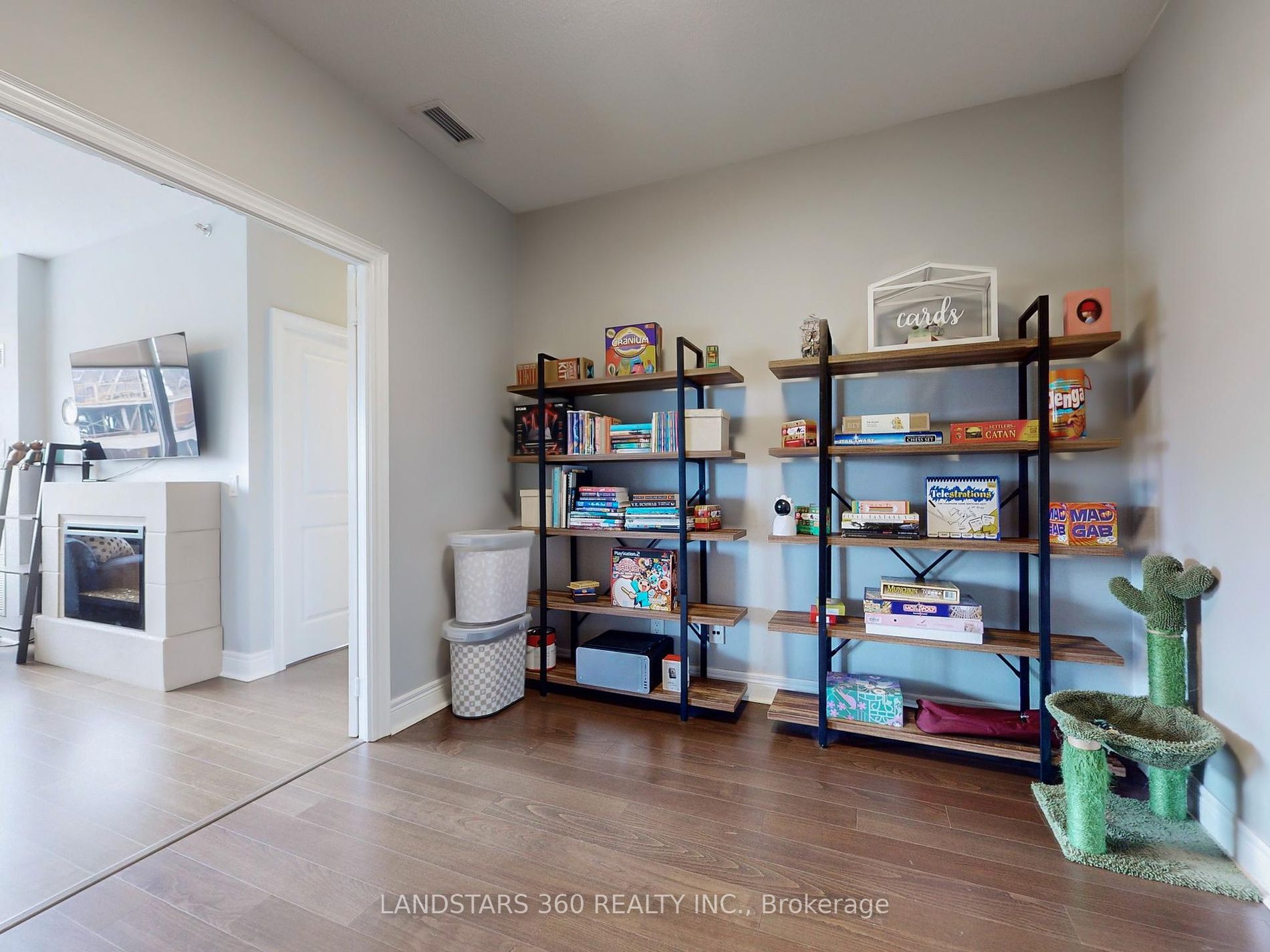 701 Sheppard Avenue W #803
