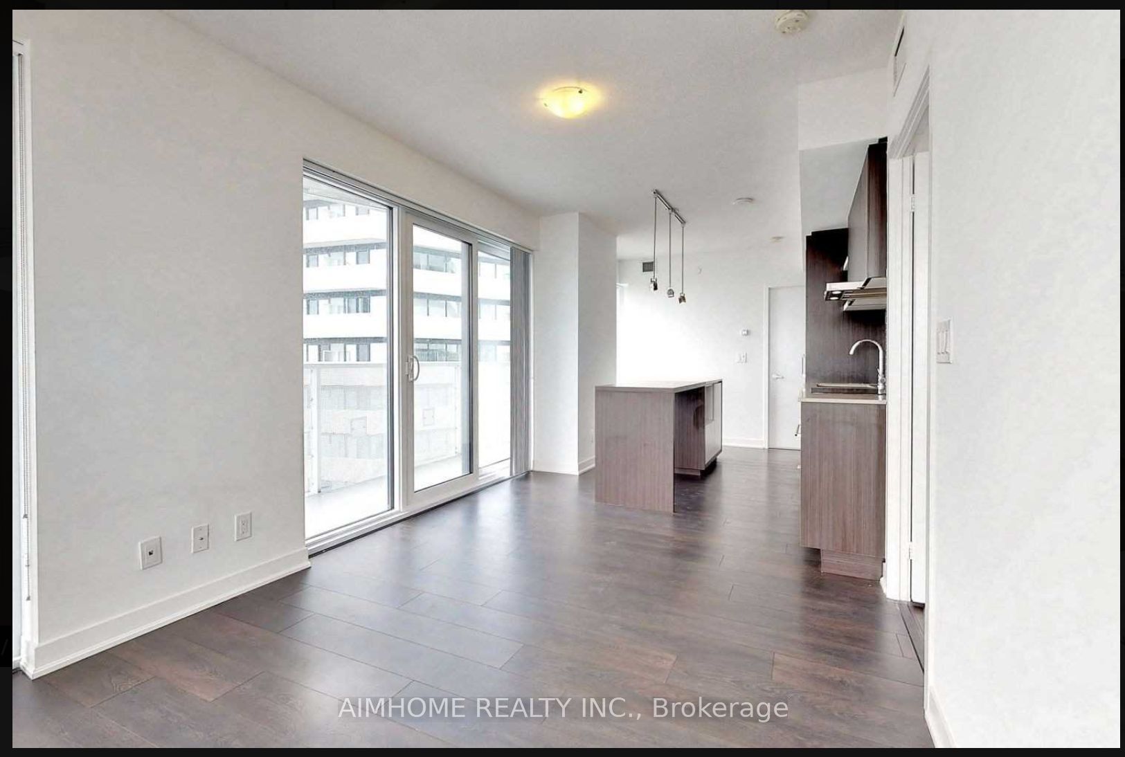 100 Harbour Street #3310