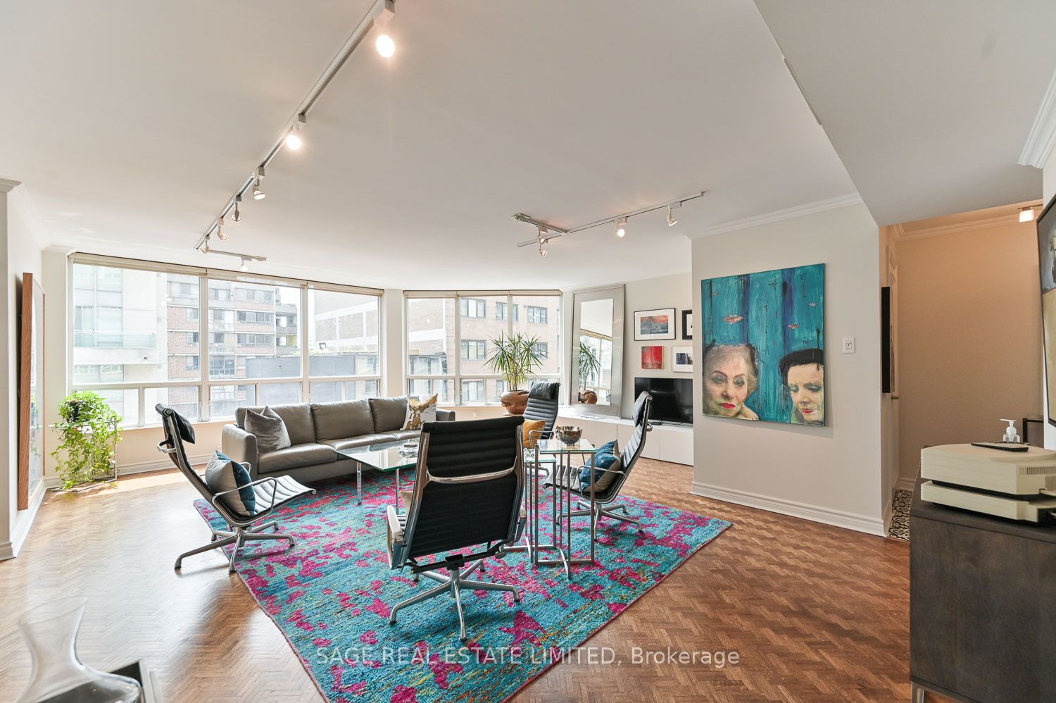 82 Lombard St, #412