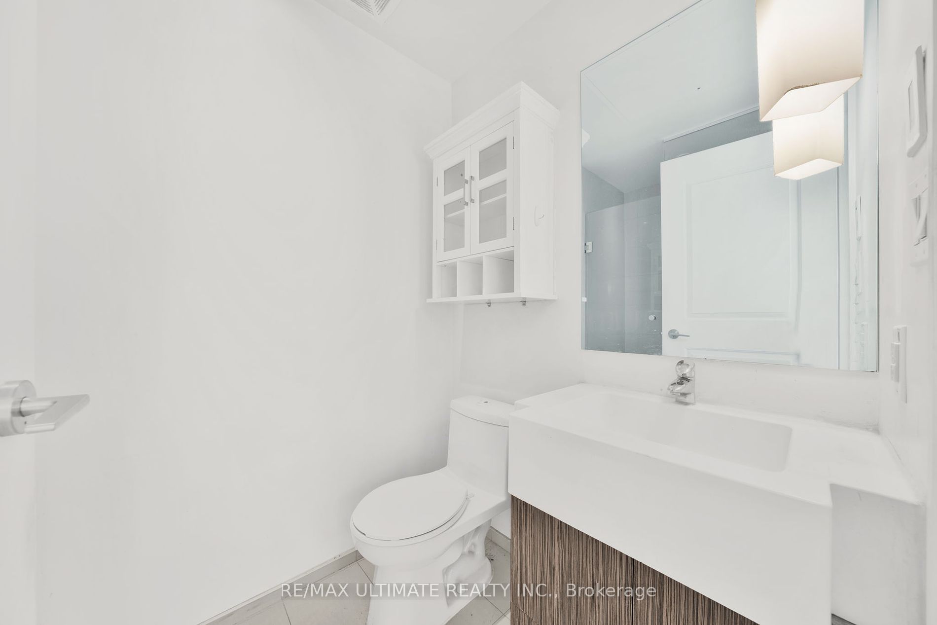 8 The Esplanade St, #506
