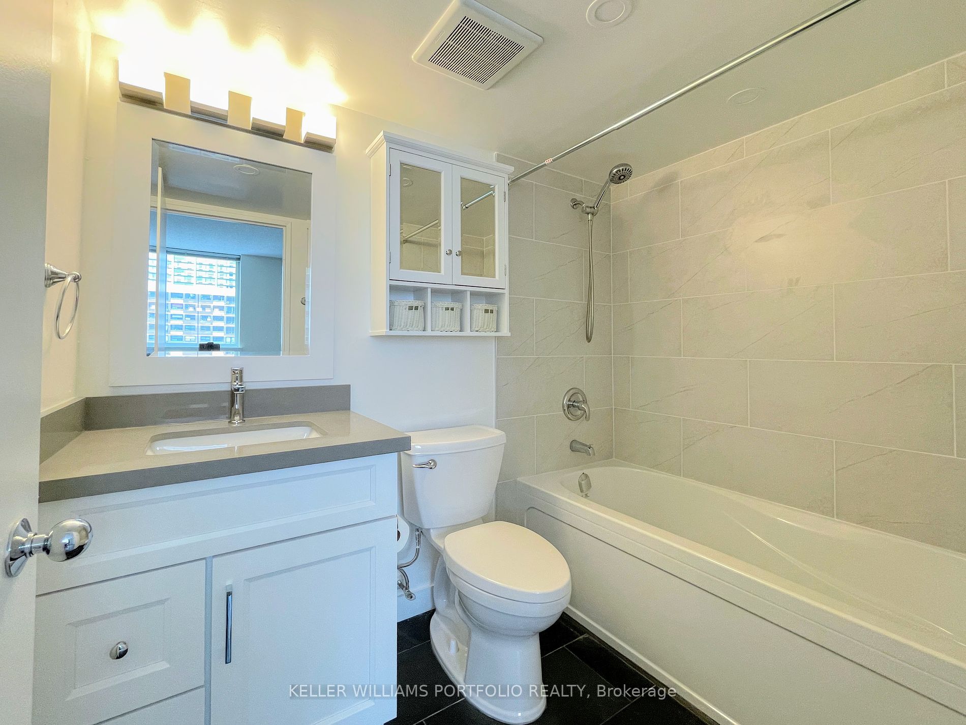 1055 Bay Street, #1802