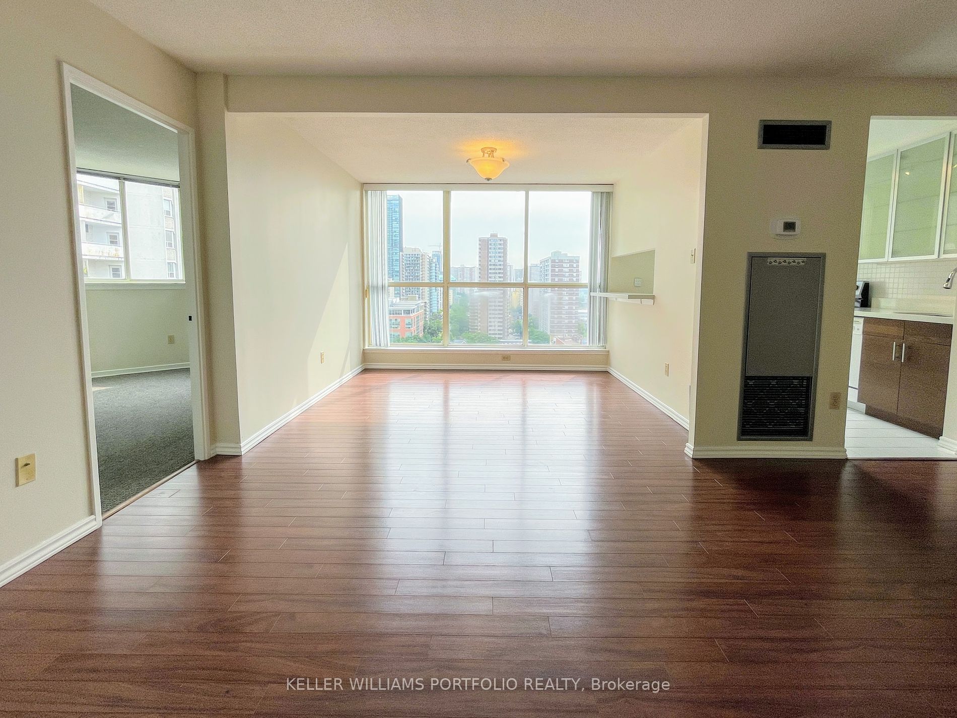 1055 Bay Street, #1802