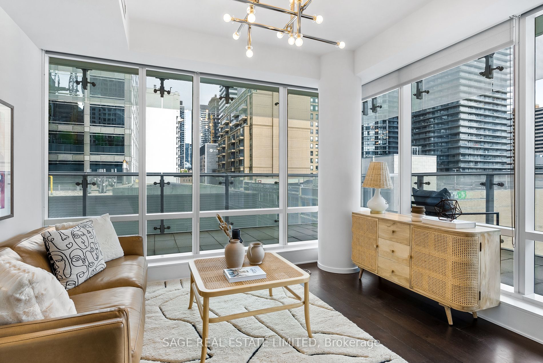 1 Bloor Street E #510