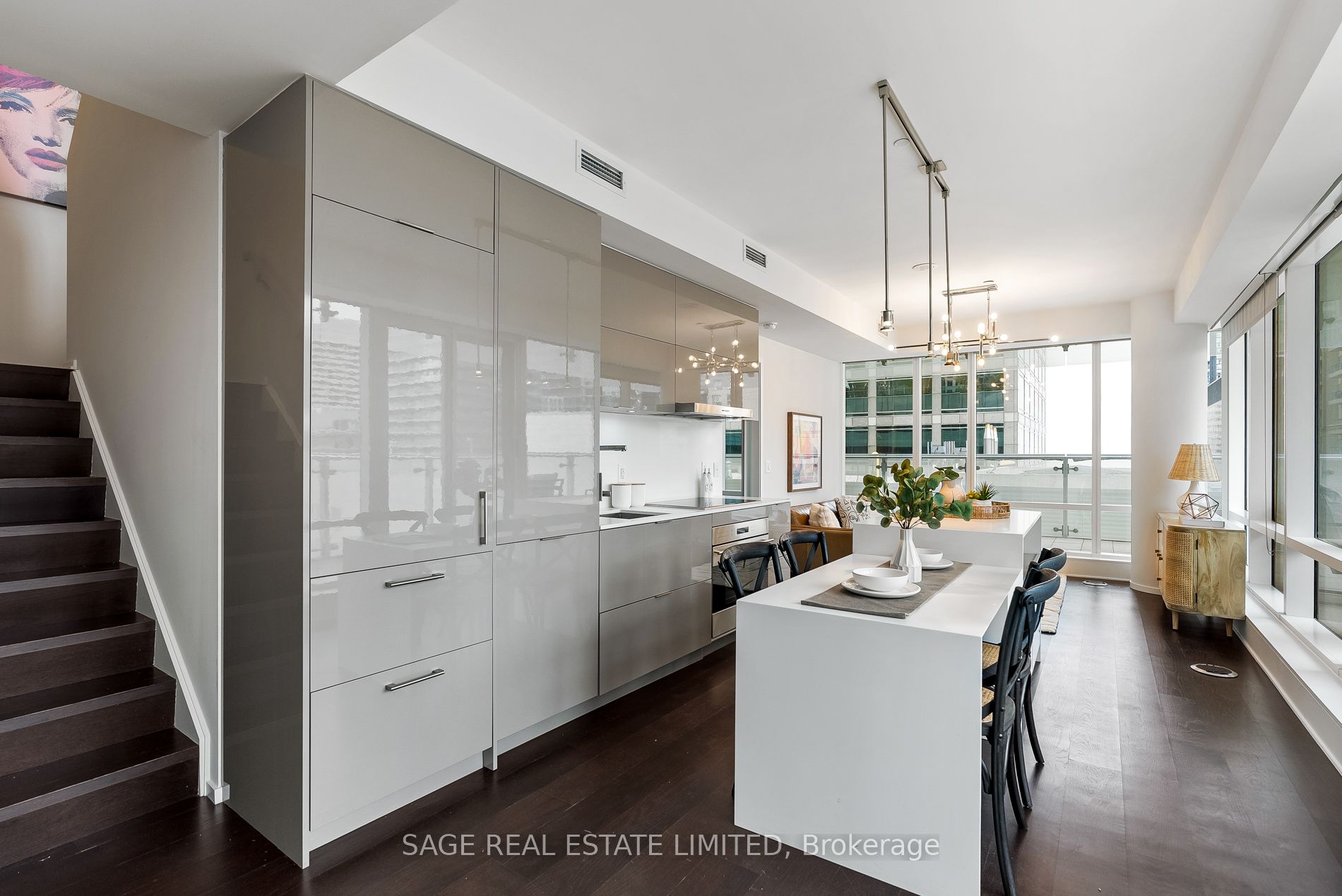 1 Bloor Street E #510