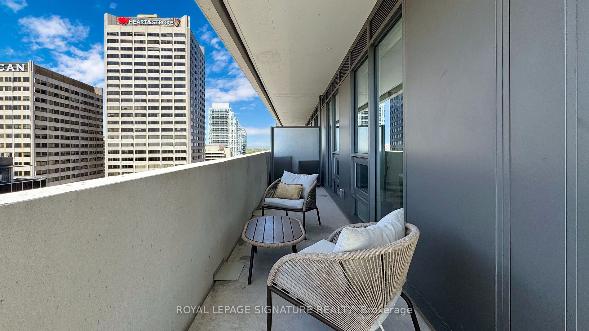 2221 Yonge Street, #1808
