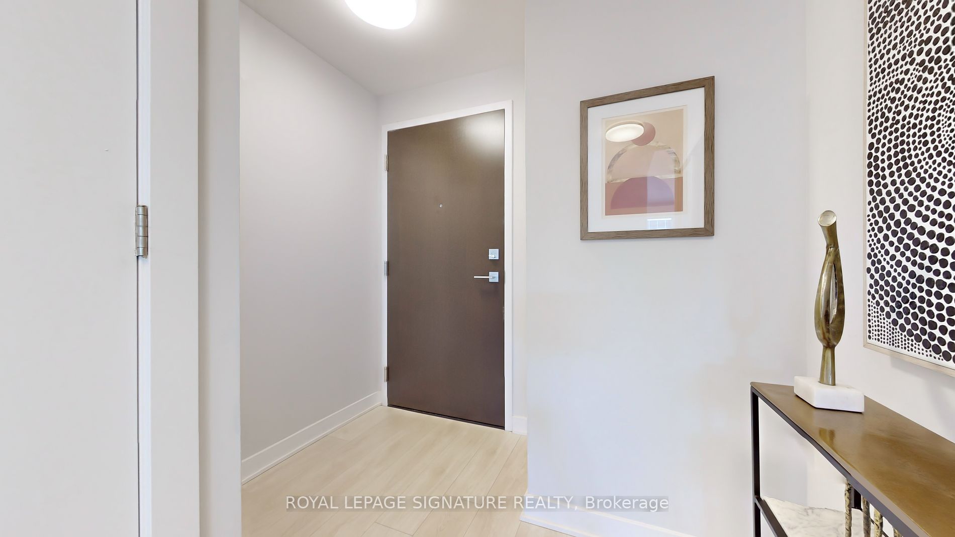 2221 Yonge Street, #1808