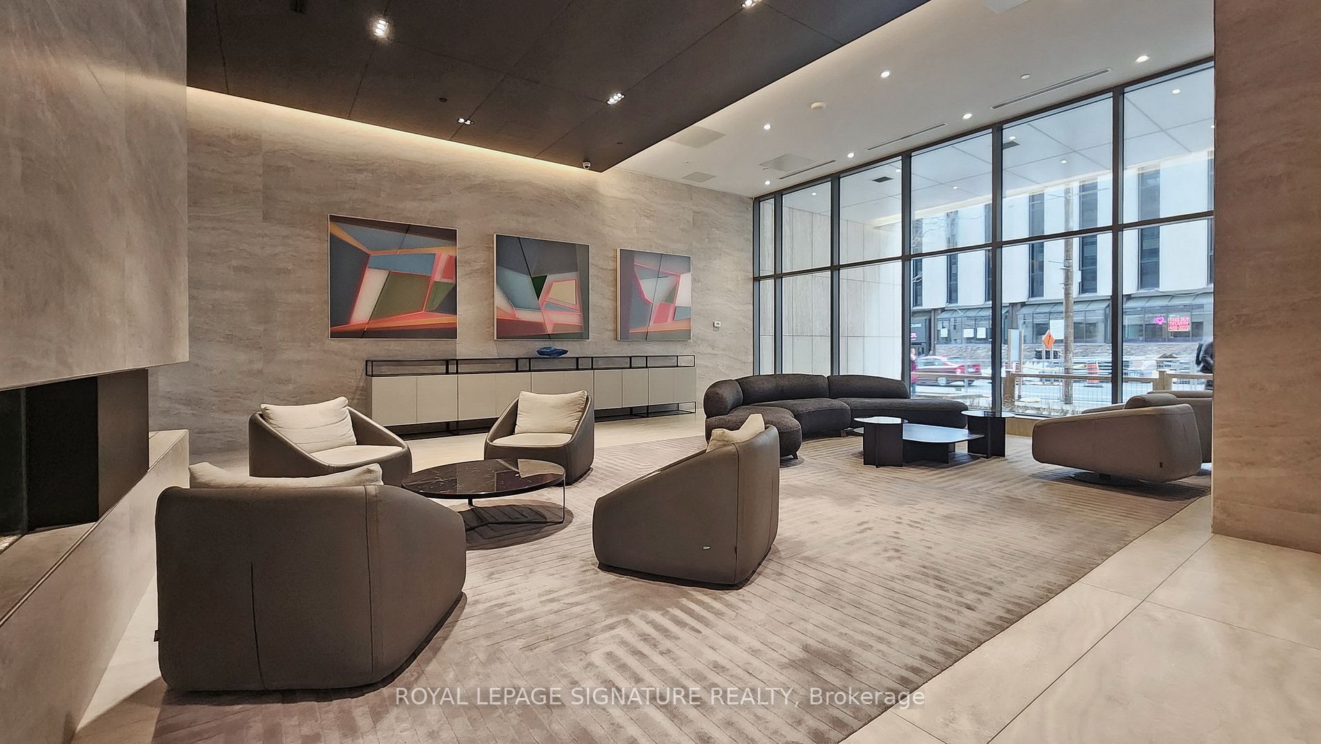 2221 Yonge Street, #1808