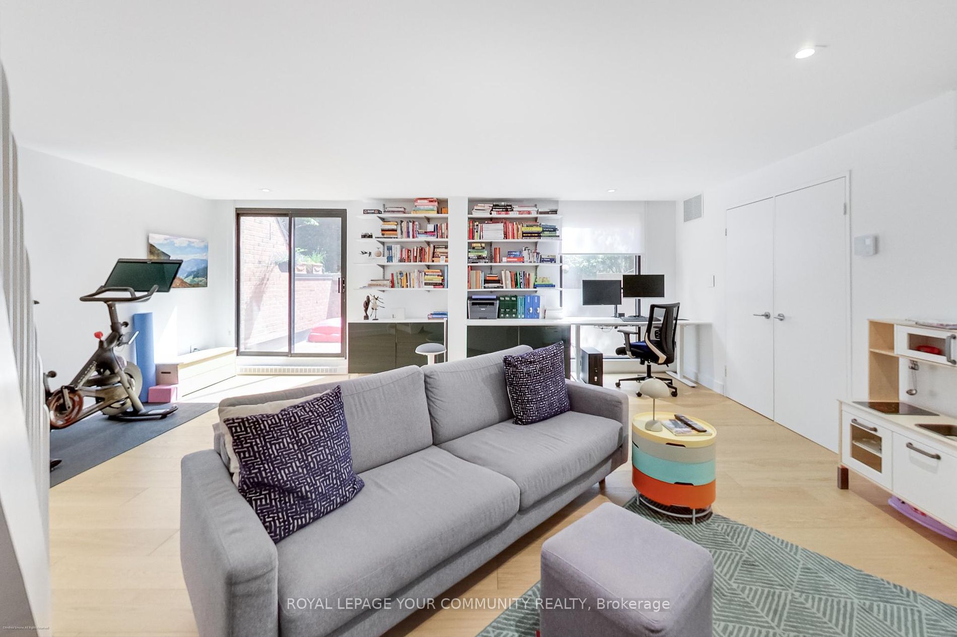 349 St Clair Avenue W #109