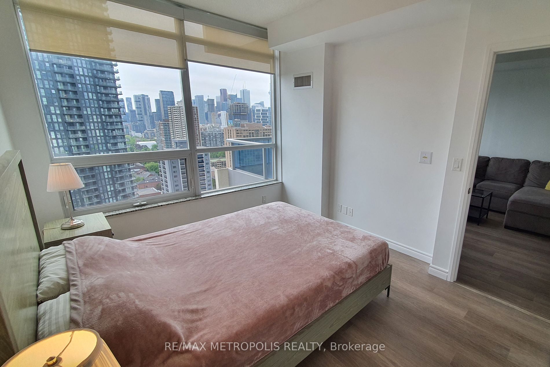 500 Sherbourne Street #2005