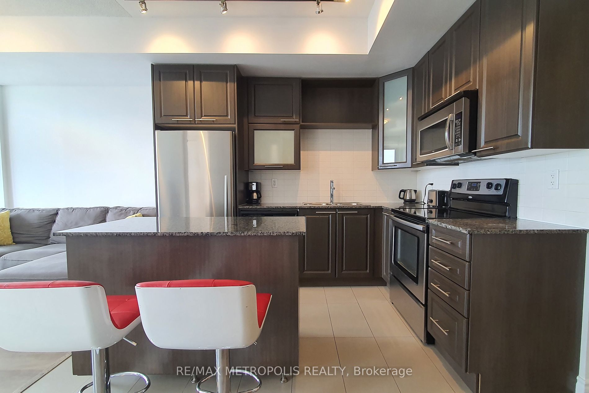 500 Sherbourne Street #2005