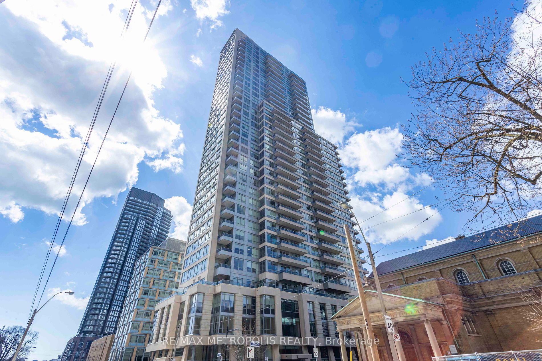 500 Sherbourne Street #2005