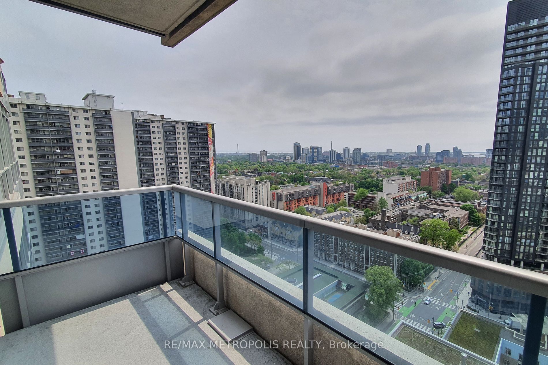 500 Sherbourne Street #2005
