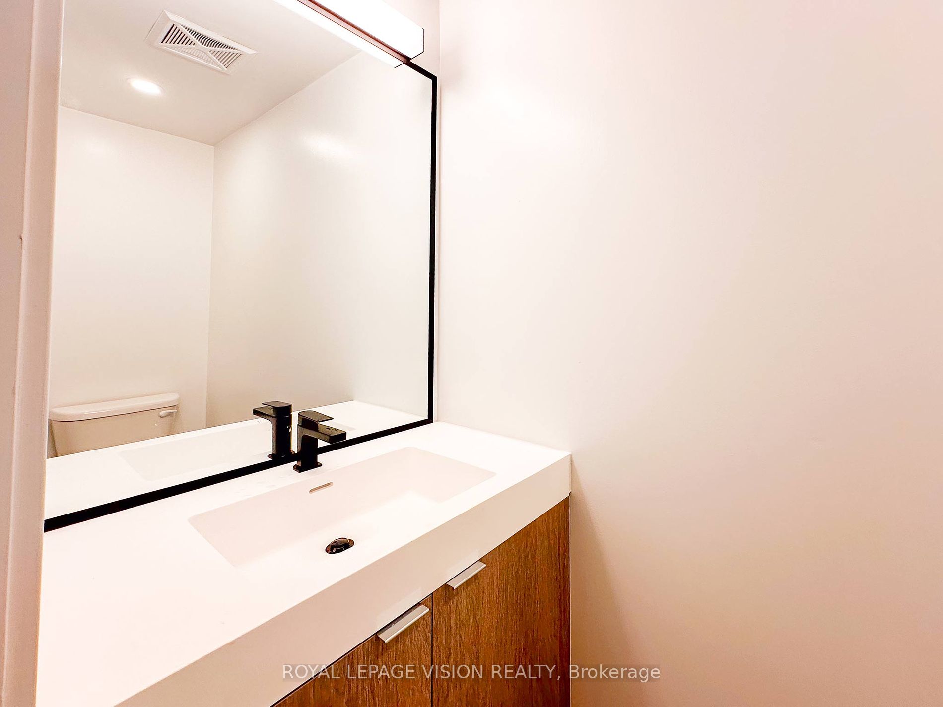 250 Lawrence Avenue W, #105