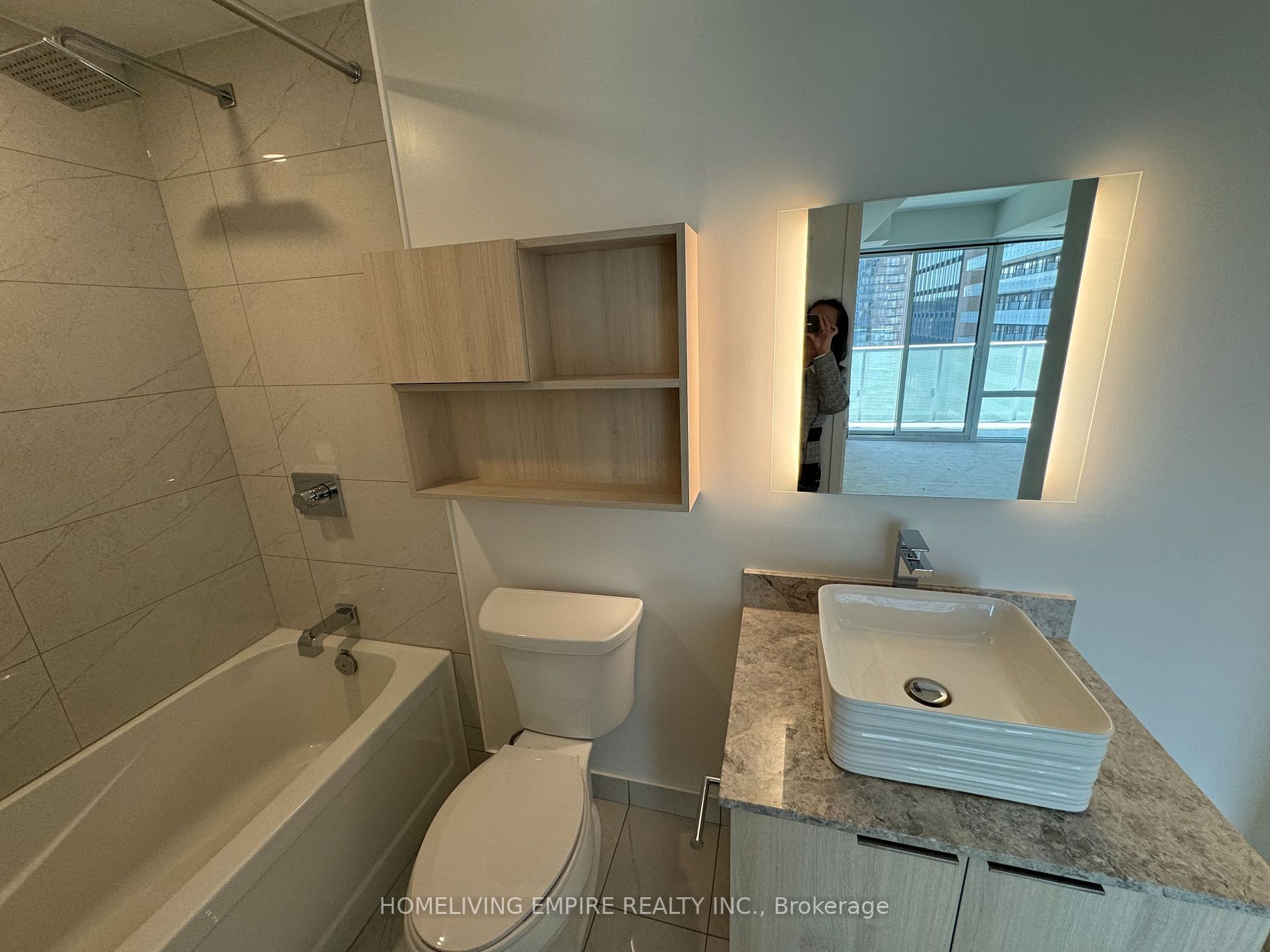 501 Yonge Street, #1212