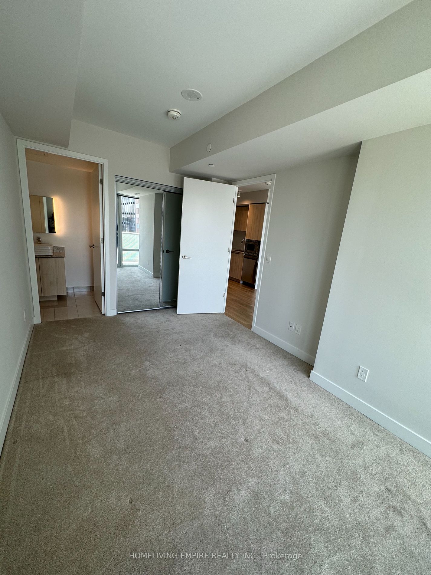 501 Yonge Street, #1212