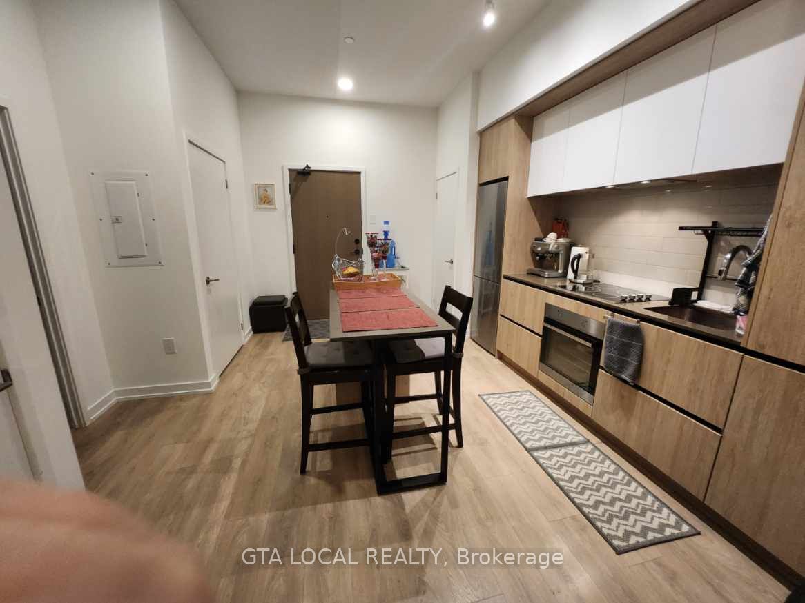 34 Tubman Avenue #406