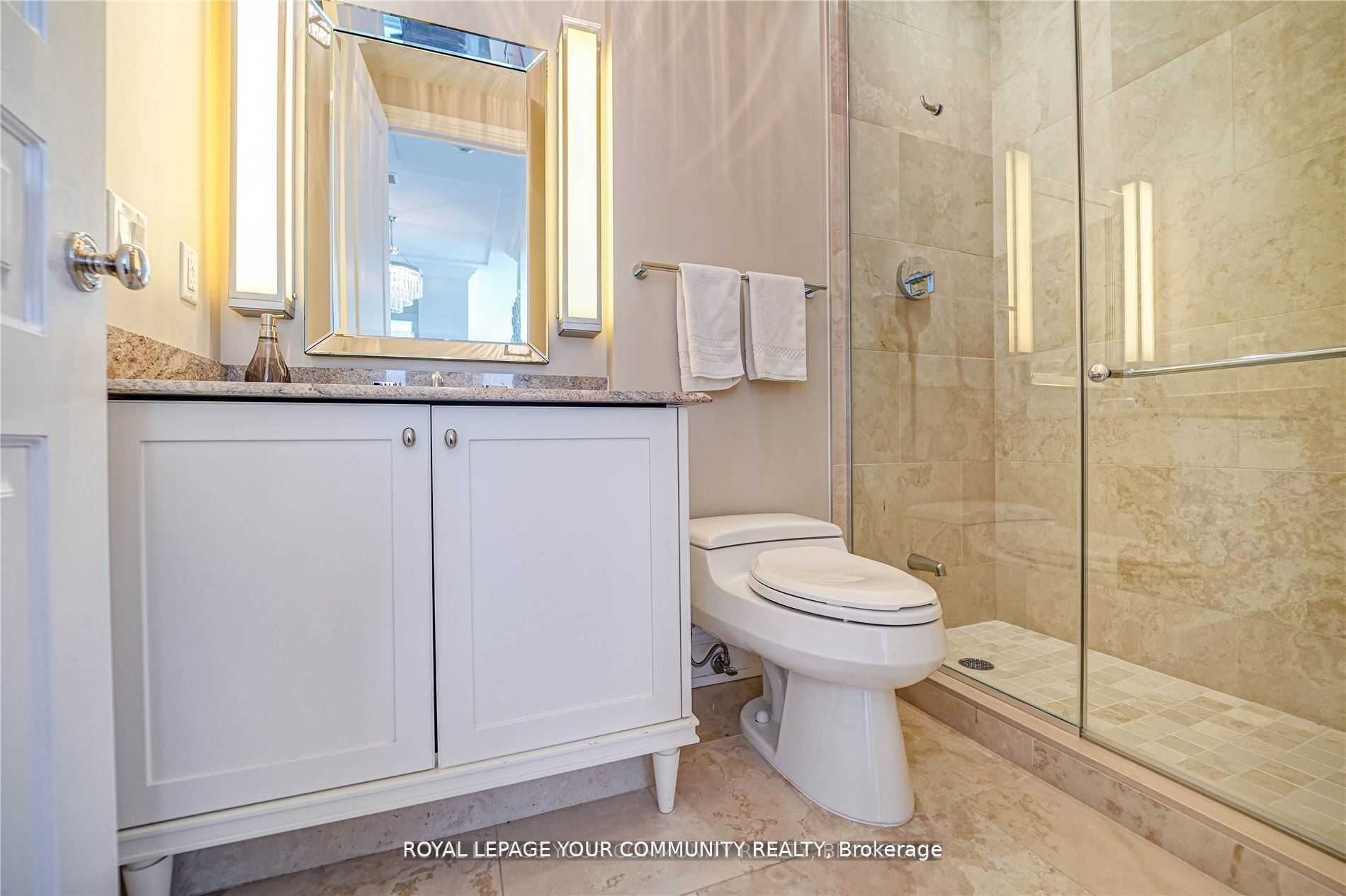 183 Wellington Street W, #3903