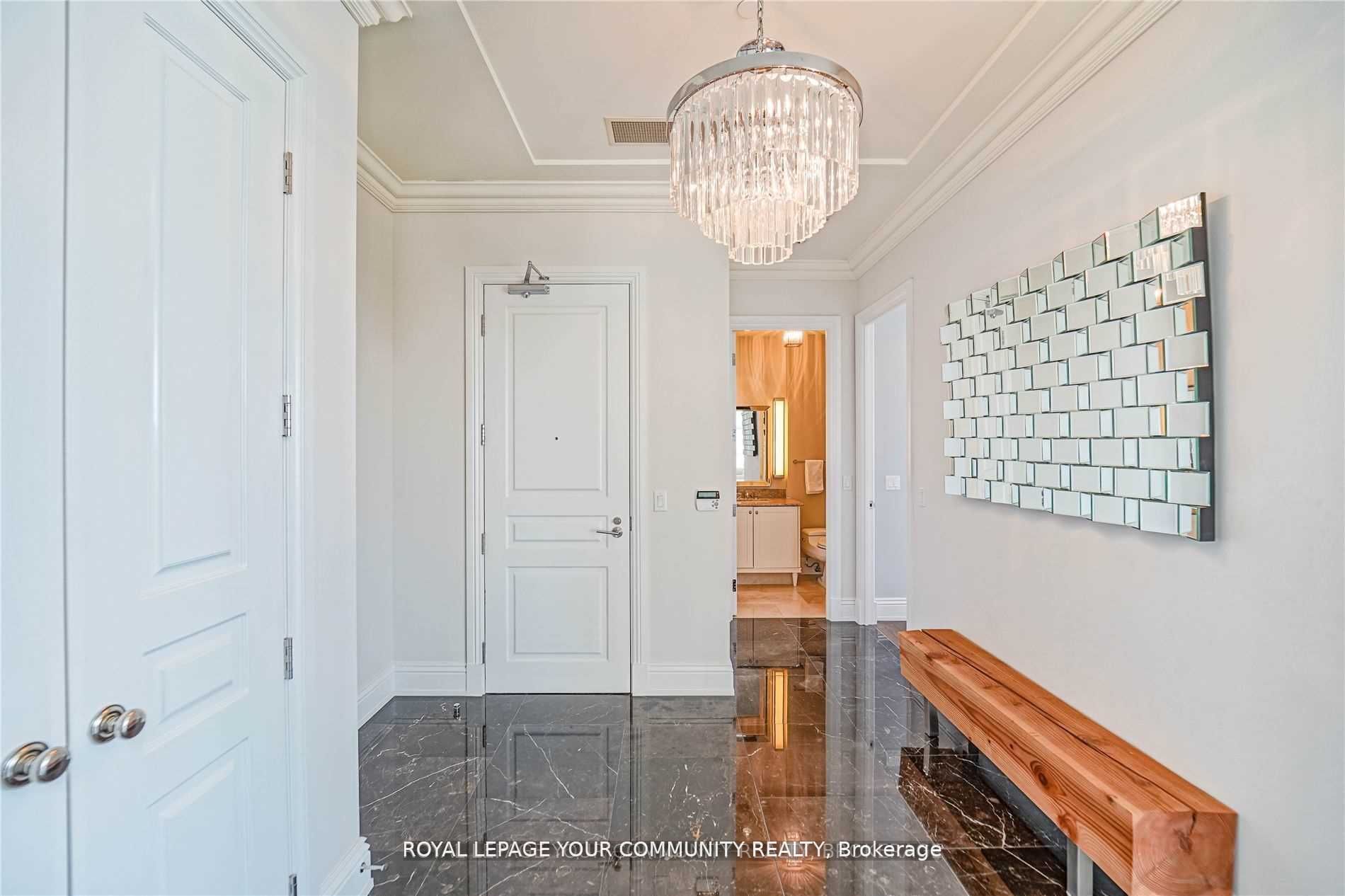 183 Wellington Street W, #3903