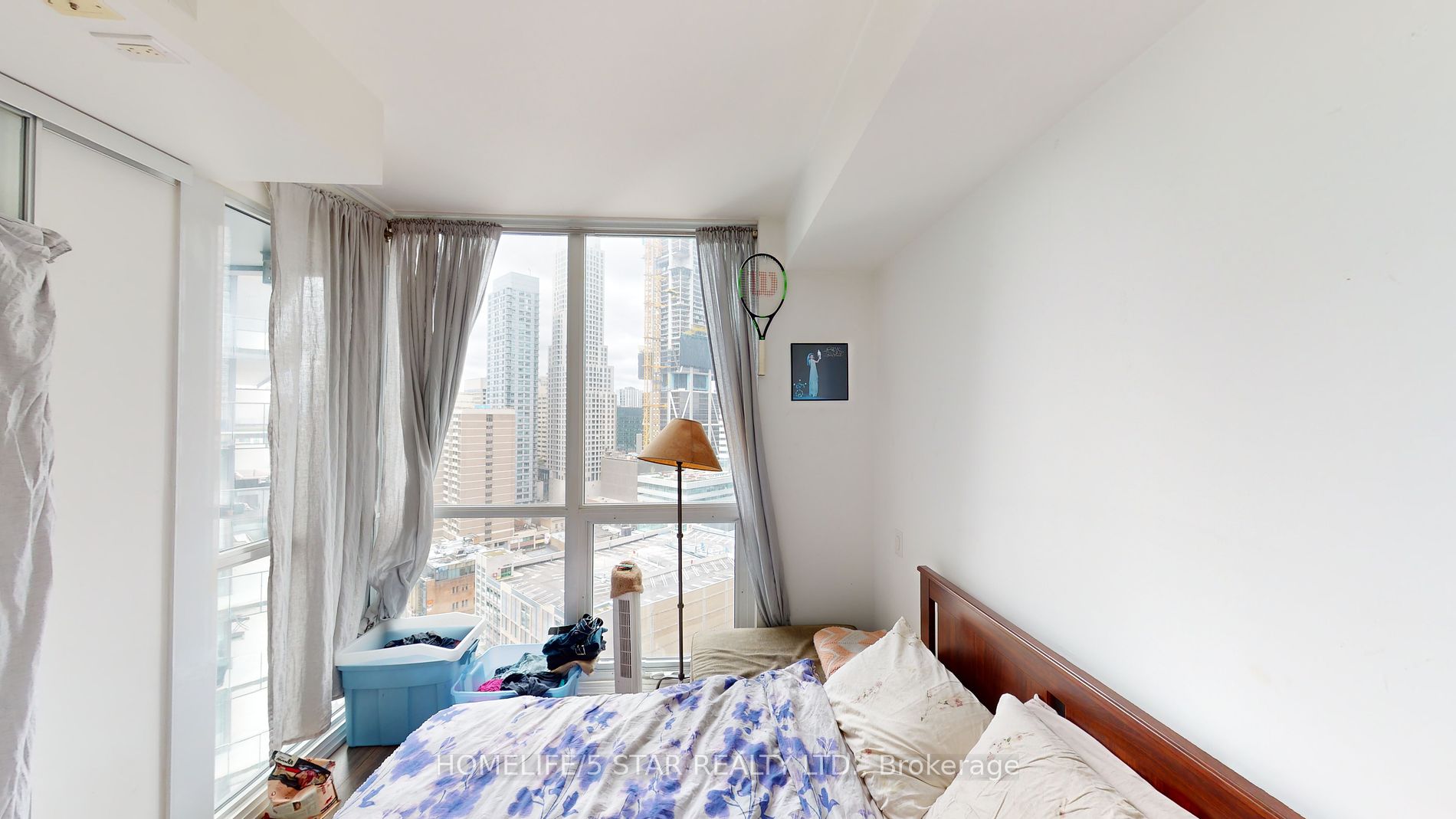 45 Charles St E, #2106