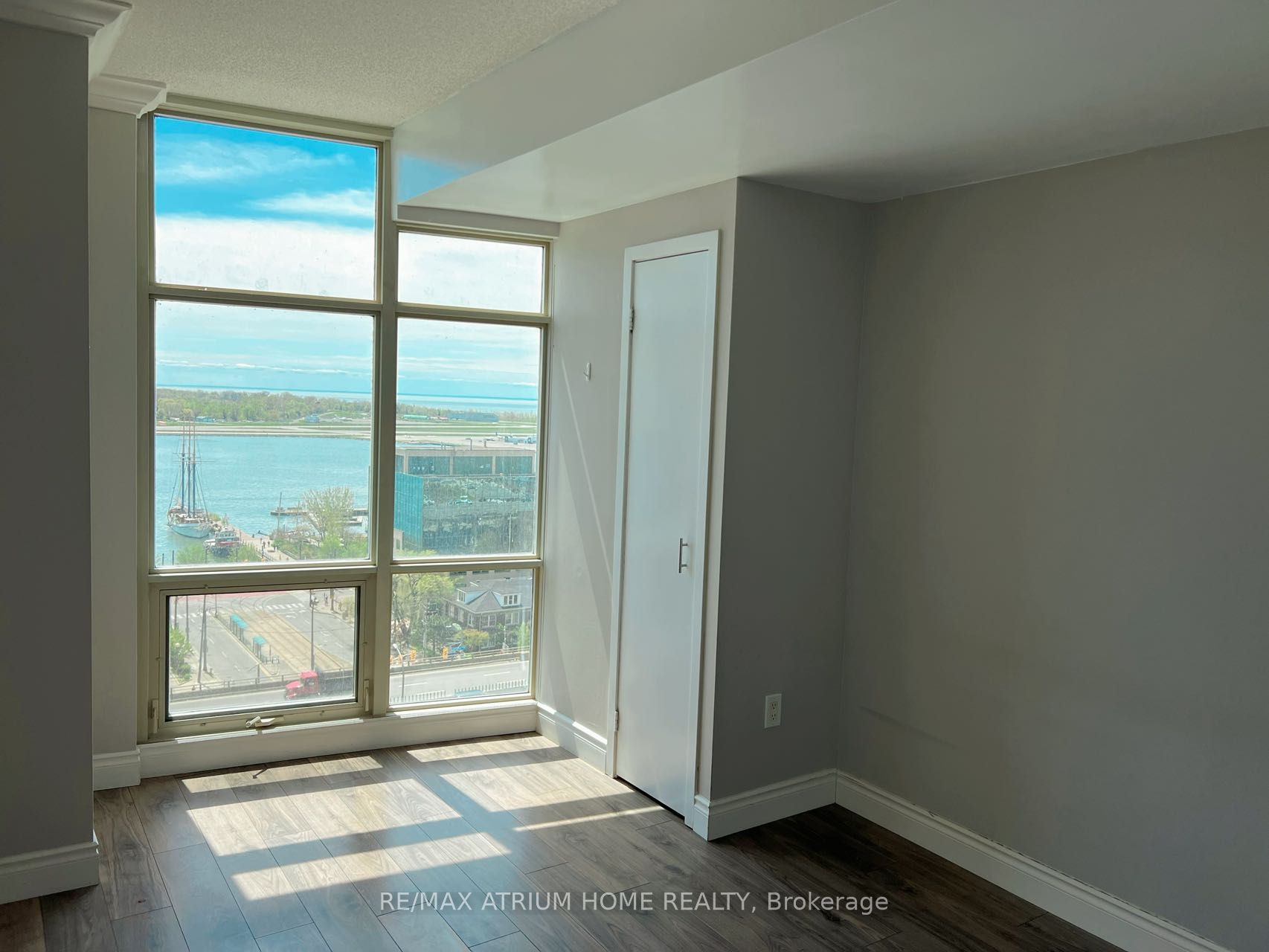 35 Mariner Terr, #1611