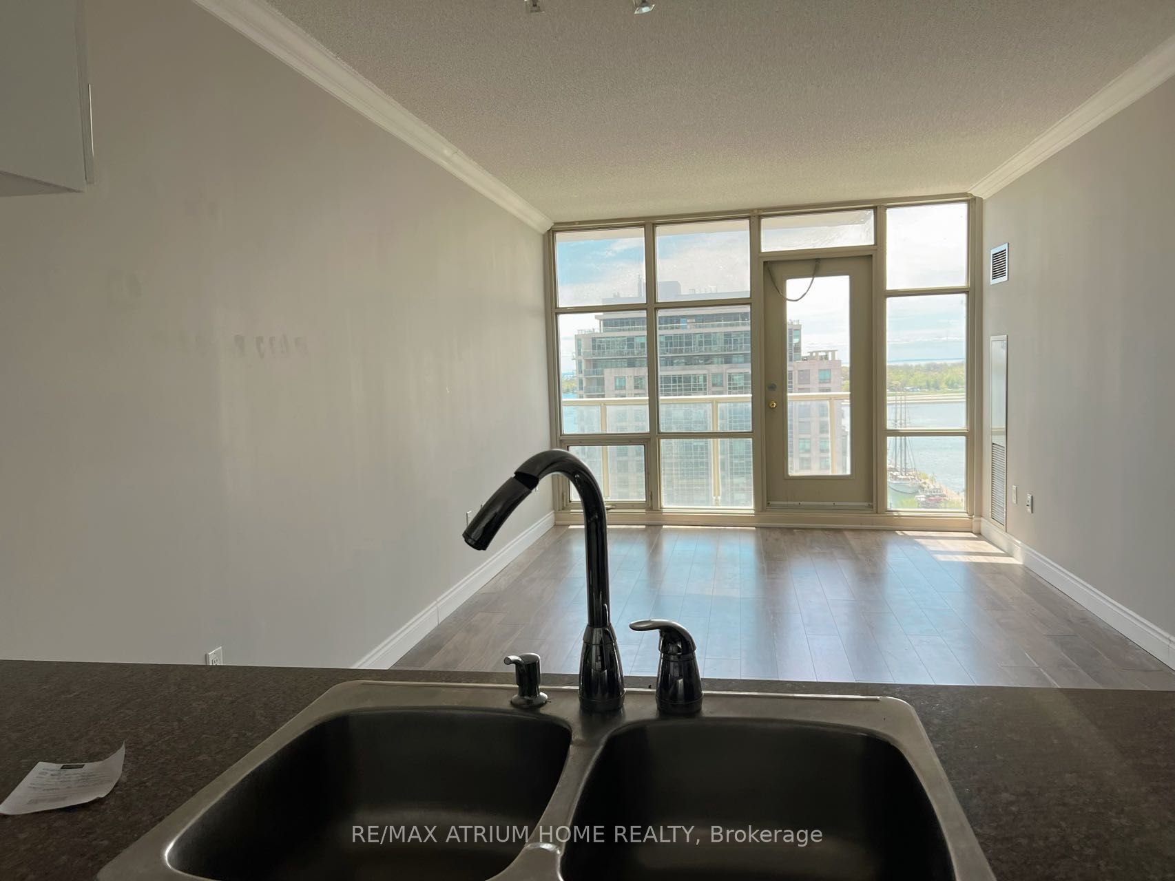 35 Mariner Terr, #1611
