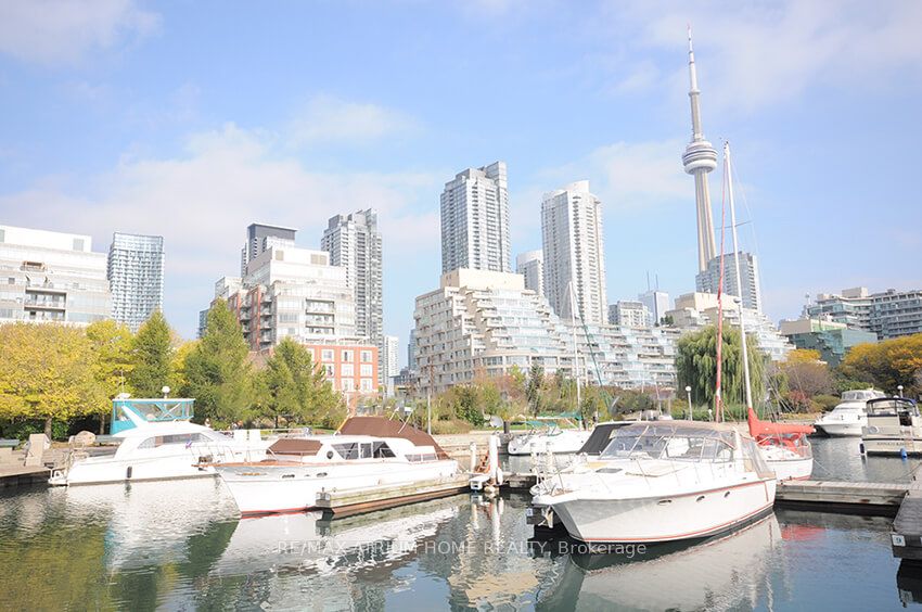 35 Mariner Terr, #1611