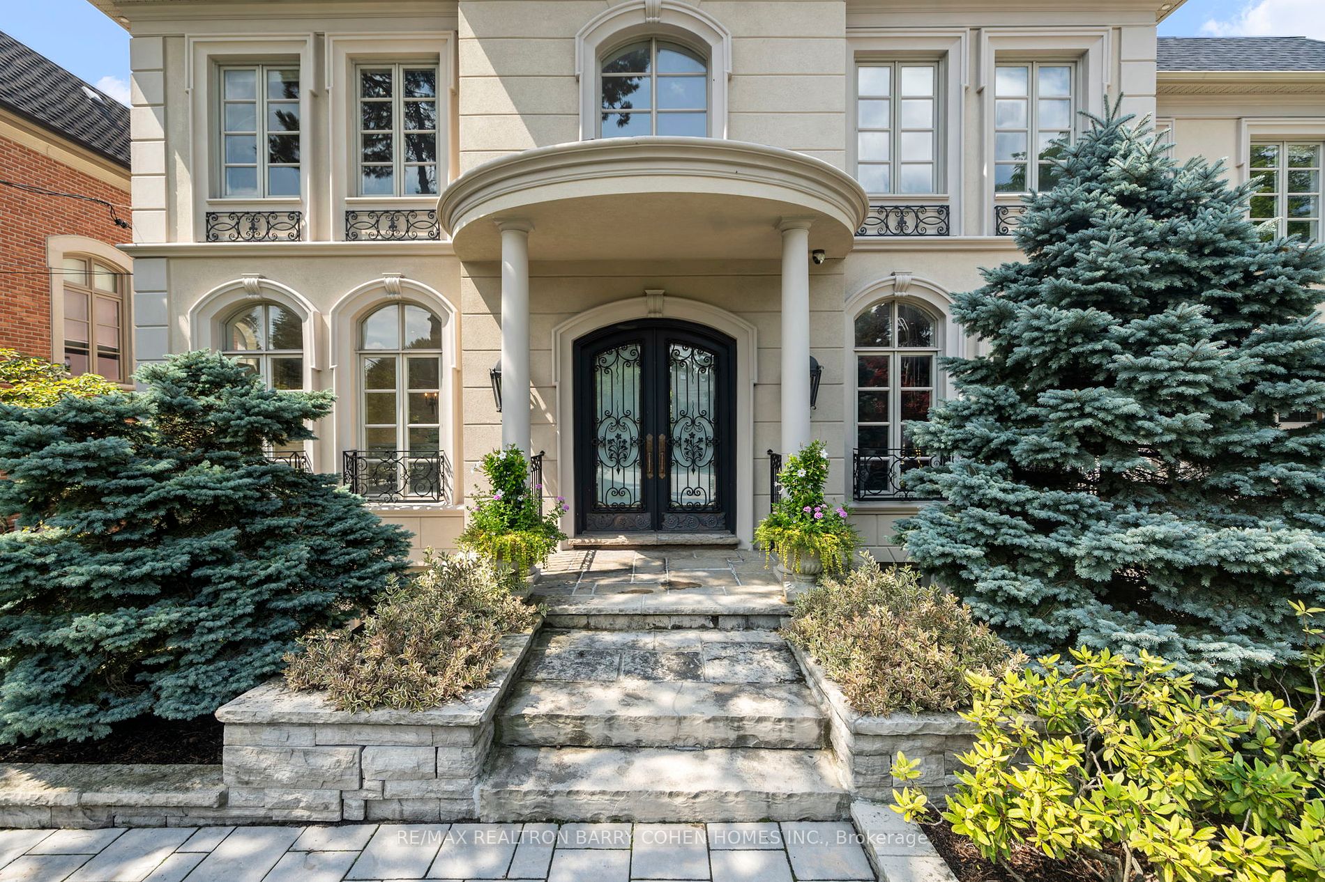 28 Arjay Cres