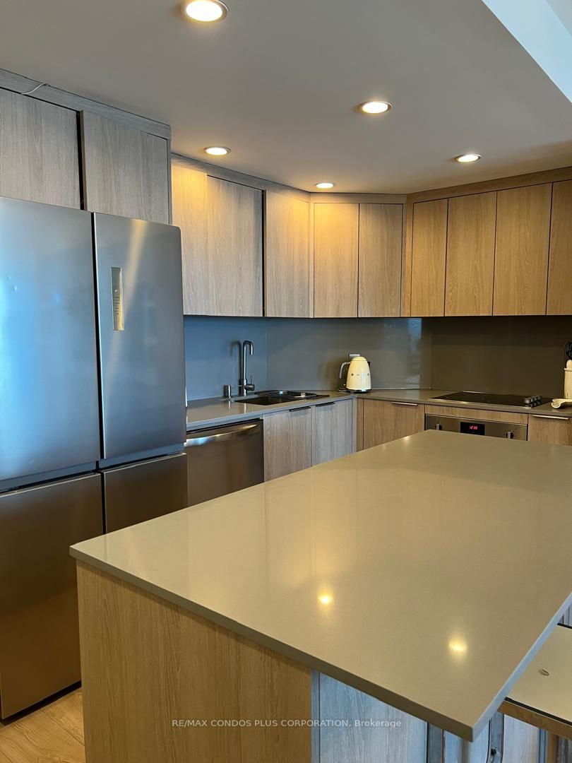 208 Queens Quay W, #603