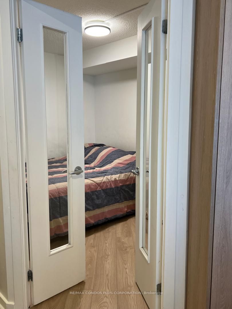 208 Queens Quay W, #603