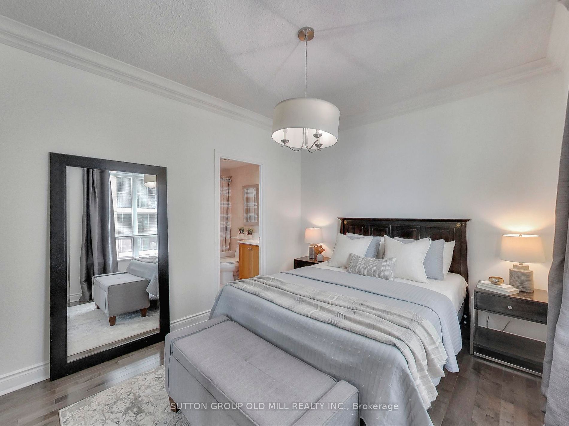 319 Merton Street, #1002