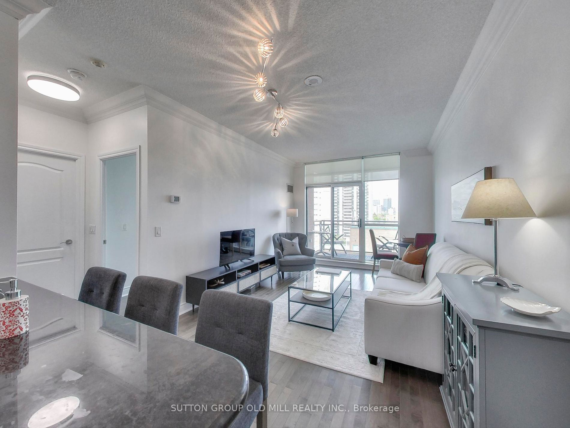 319 Merton Street, #1002