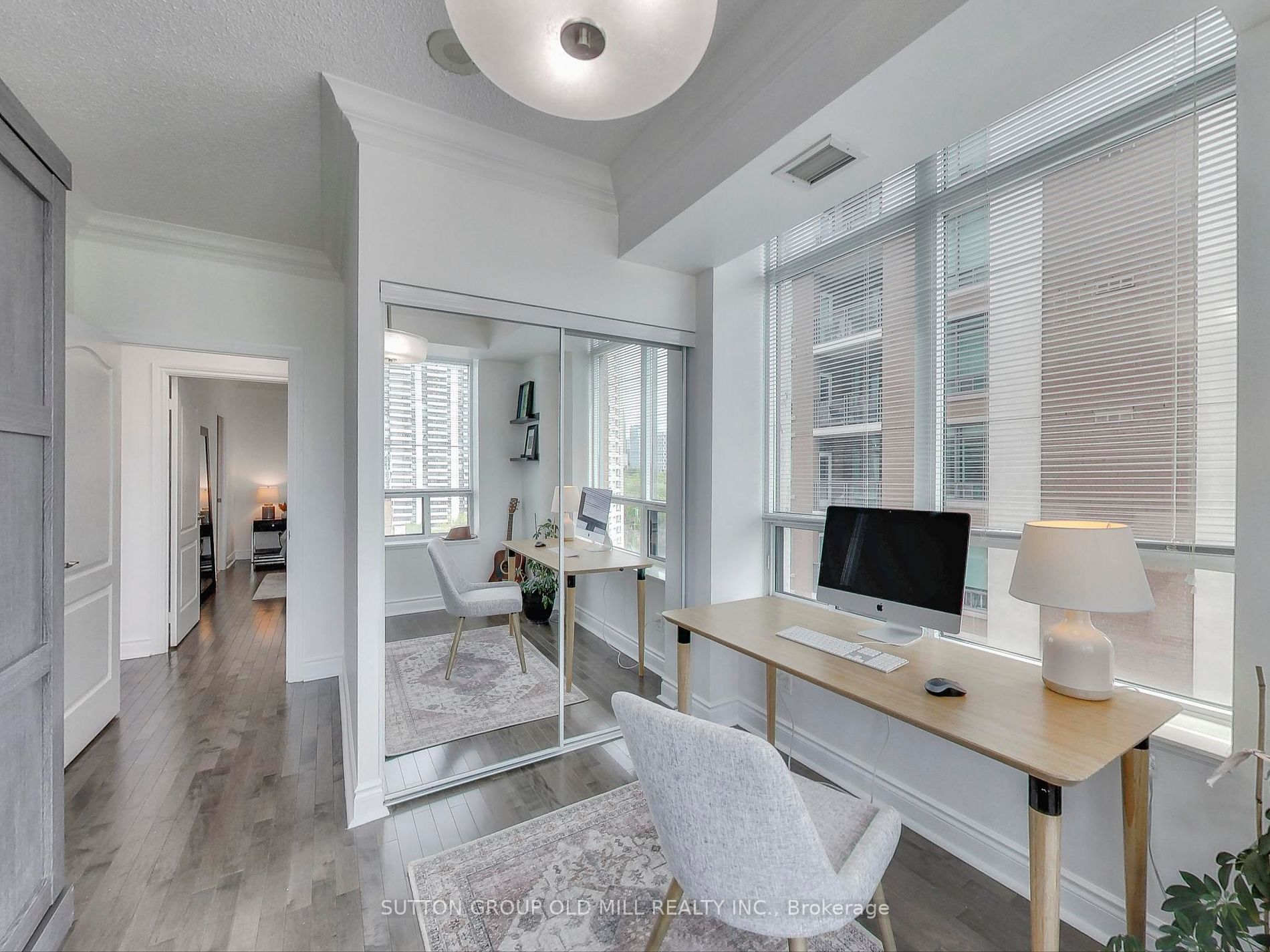 319 Merton Street, #1002